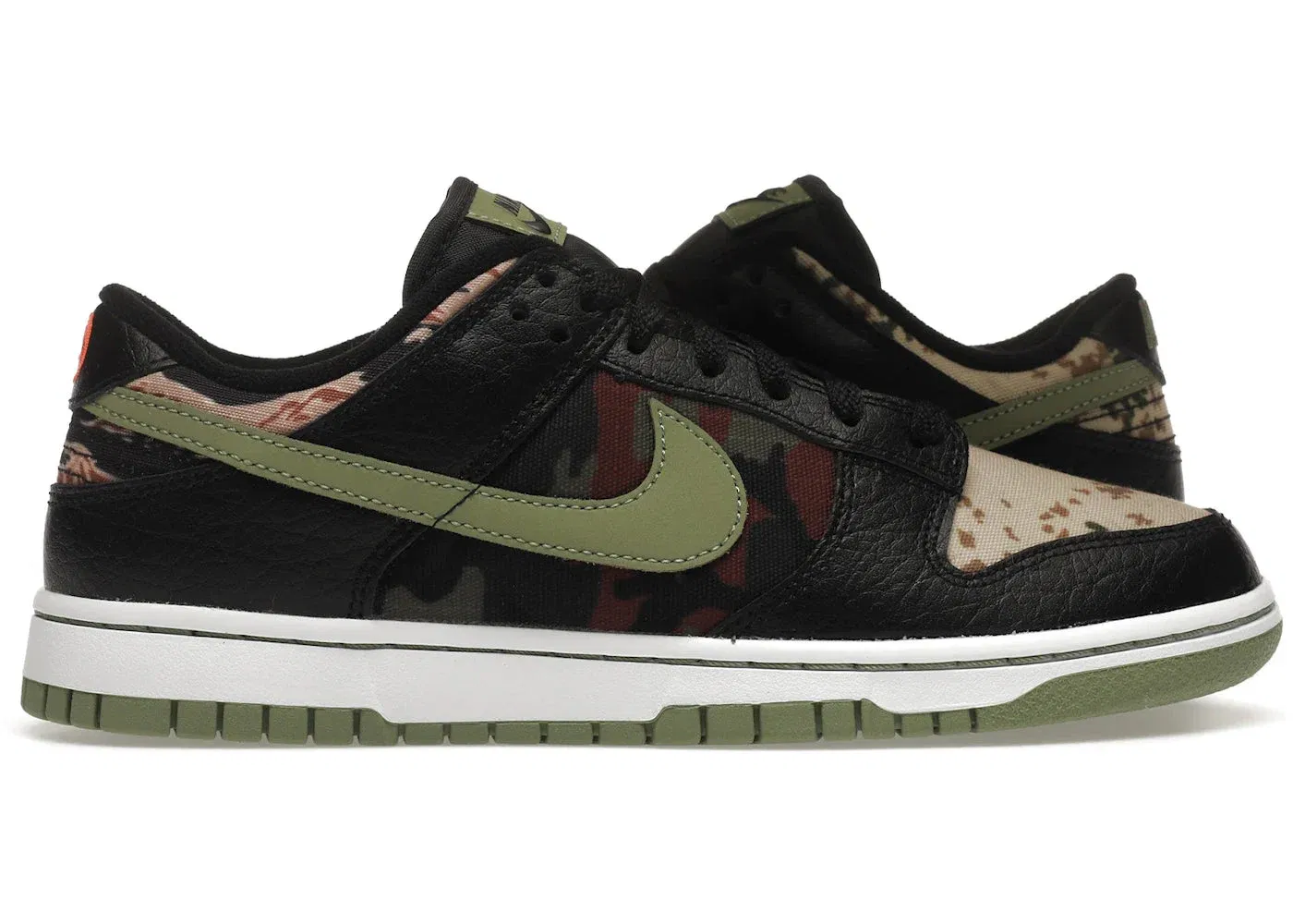 Dunk Low SE Black MultiCamo