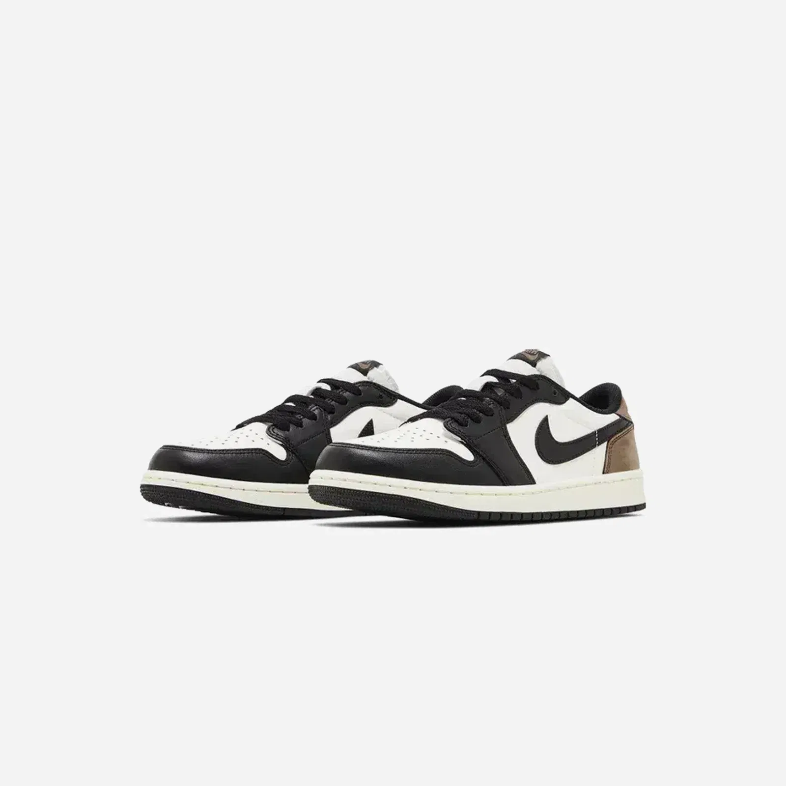 Air Jordan 1 Retro Low OG Mocha