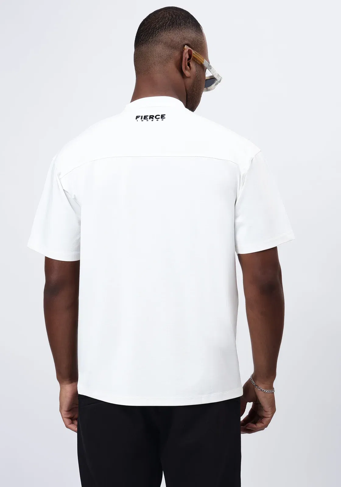 Signature Shorts Sleeved Crewneck