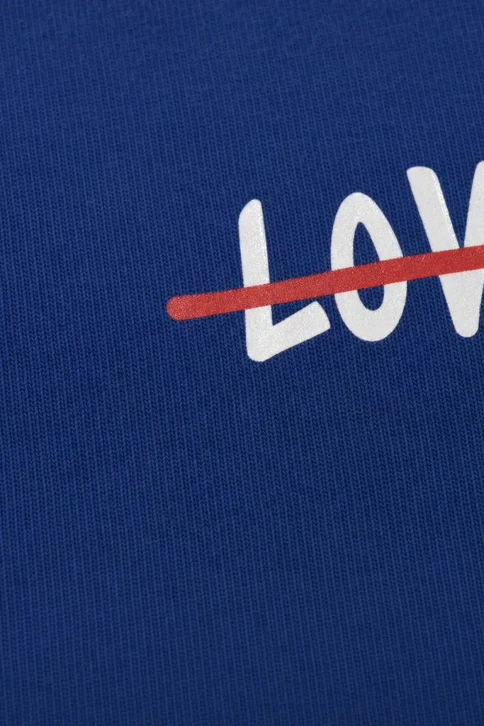 Voyd Love Kills Slowly T-shirt