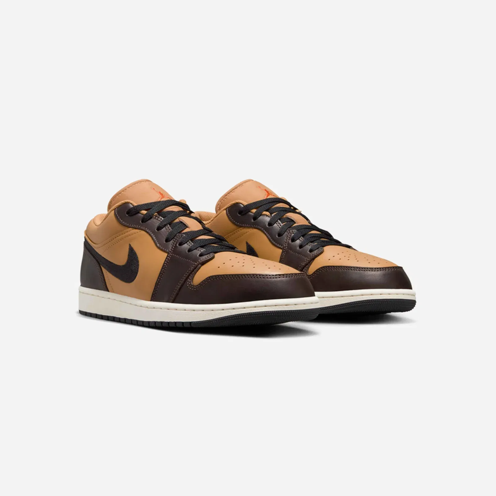 Jordan 1 Low SE Flax Baroque Brown