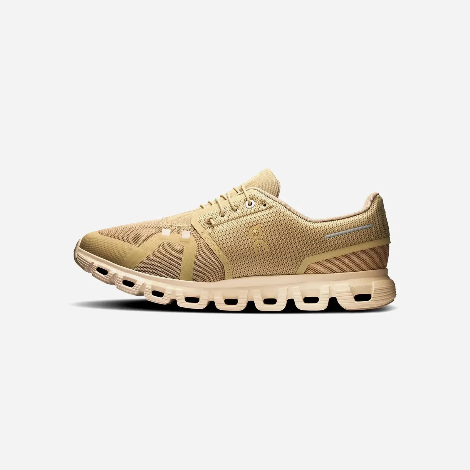 On Running Cloud 6 Chai Sand