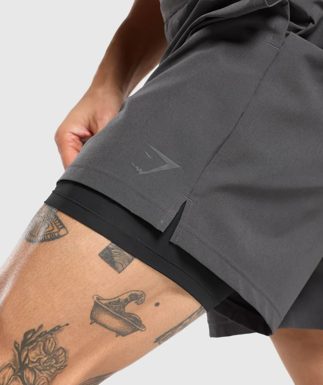 Gymshark Land to Water 6" Shorts "Asphalt Grey"
