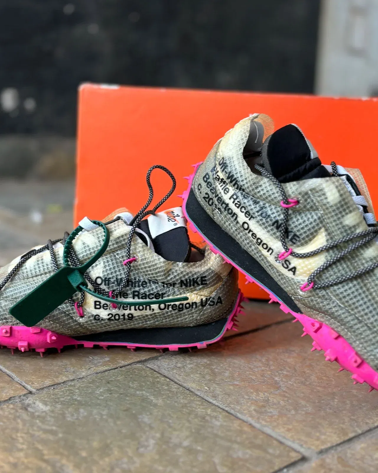 Nike x Off White Waffle Racer (UK 6.5)
