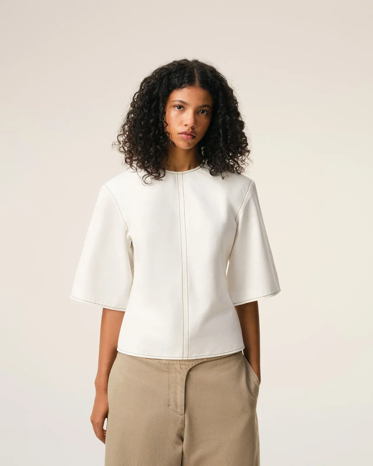 AmiParis White Cotton Shorts Sleeves Fitted Top Women's