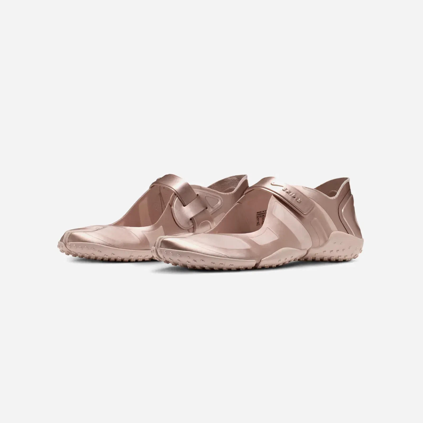 Nike x Skims Rift Satin Footwear Silt Red