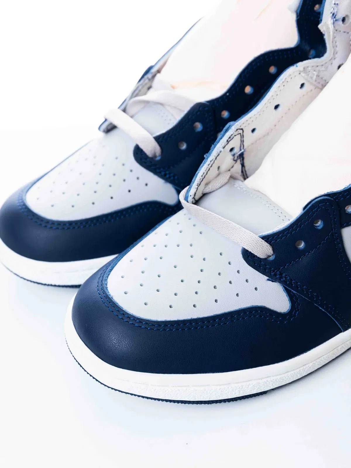 Nike Air Jordan 1 Retro High 85 Georgetown (UK 9)