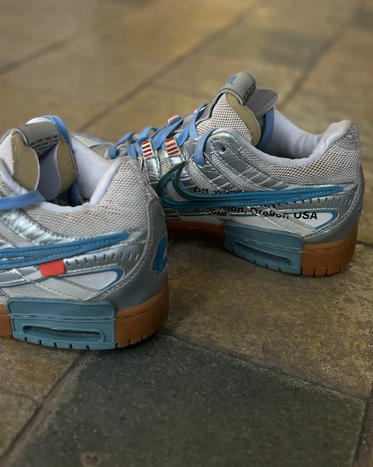 Nike X Off-White Air Rubber Dunk "University Blue" Sneakers (UK 9)