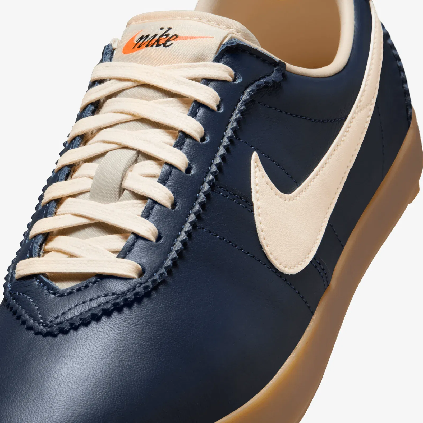 Nike ASTROGRABBER LEATHER { MIDNIGHT NAVY/MUSLIN-GUM LIGHT BROWN