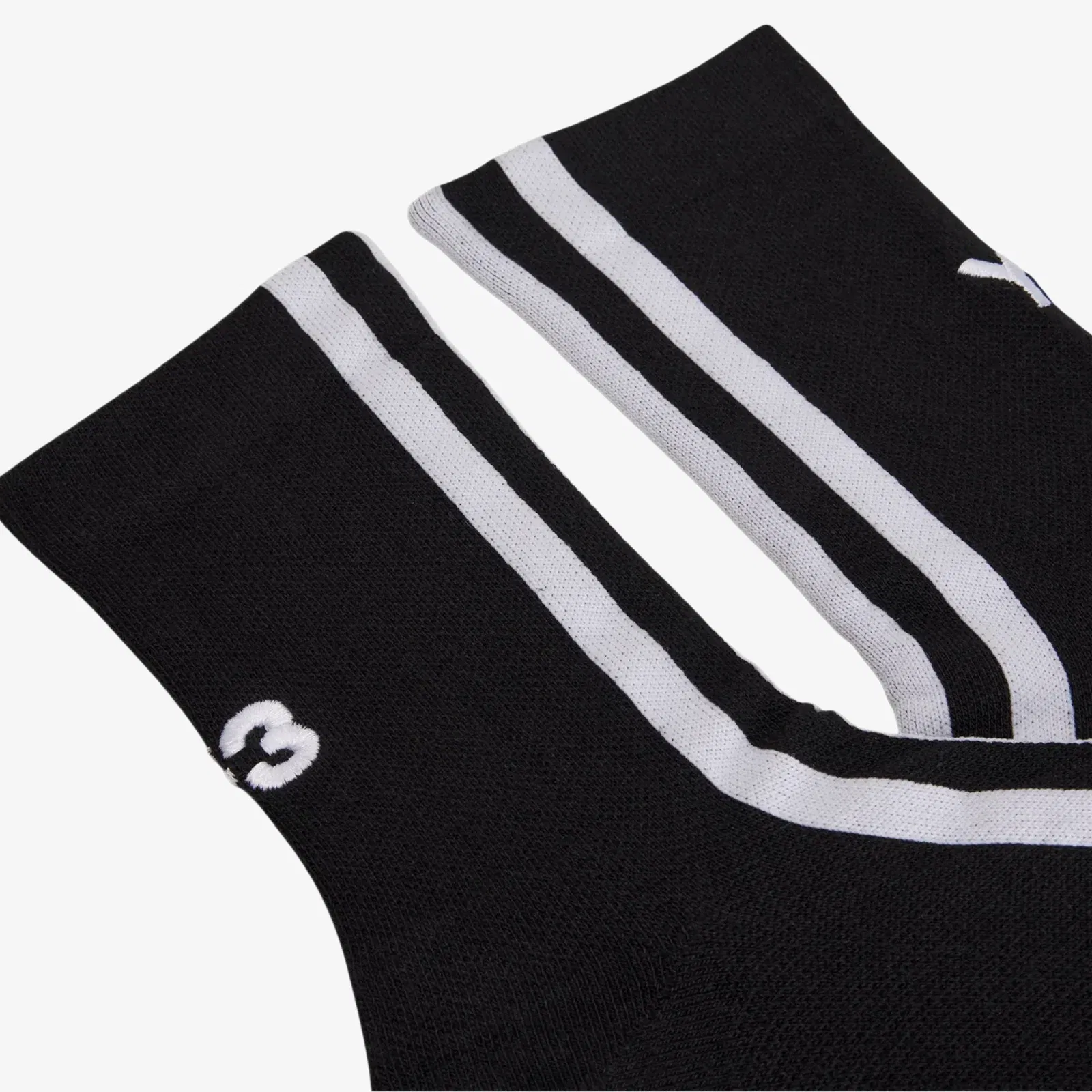 Y-3 STRIPES SOCKS {BLACK