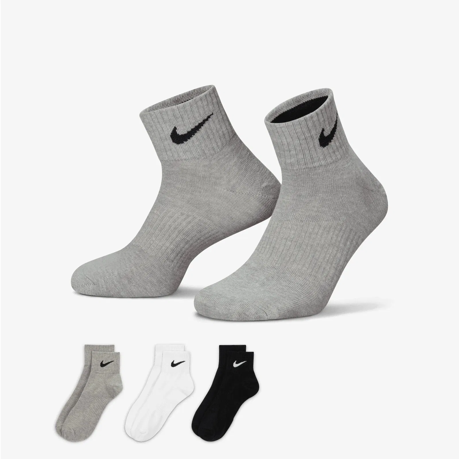 NIKE PERFORMANCE LIGHTWEIGHT TRAINING ANKLE SOCKS (3 PAIRS) { GREY/WHITE/BLACK