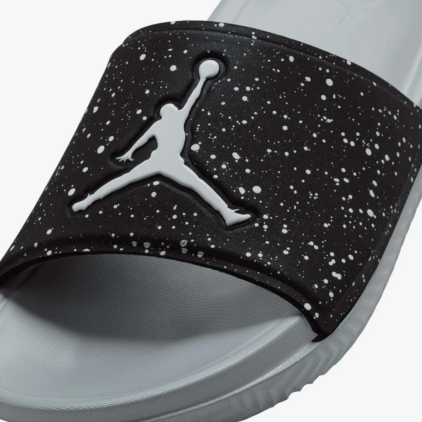JORDAN JUMPMAN { BLACK/WHITE-COOL GREY