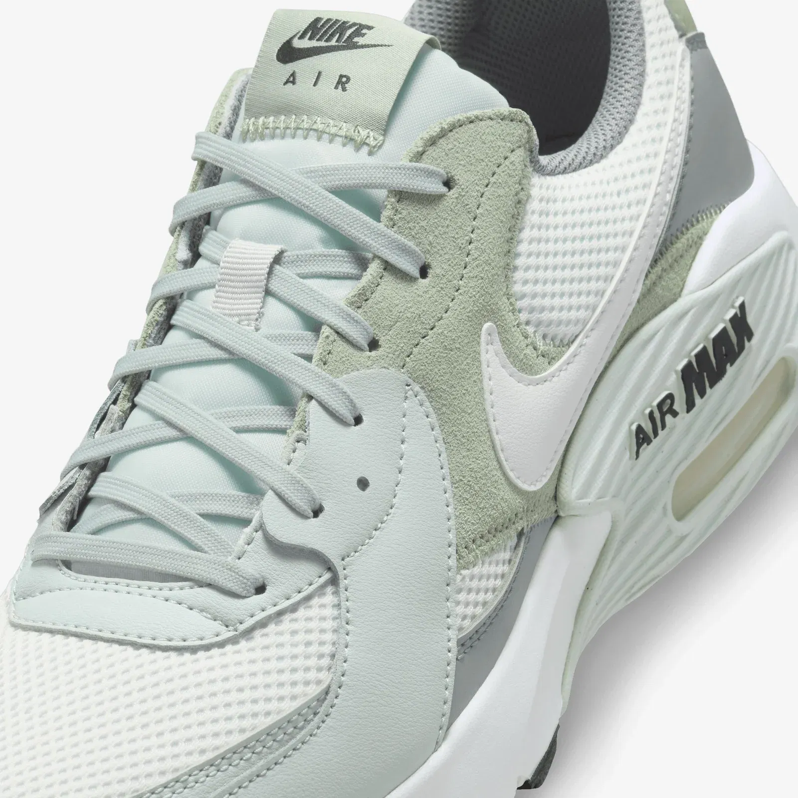 NIKE AIR MAX EXCEE { SUMMIT WHITE/SUMMIT WHITE-LIGHT SILVER
