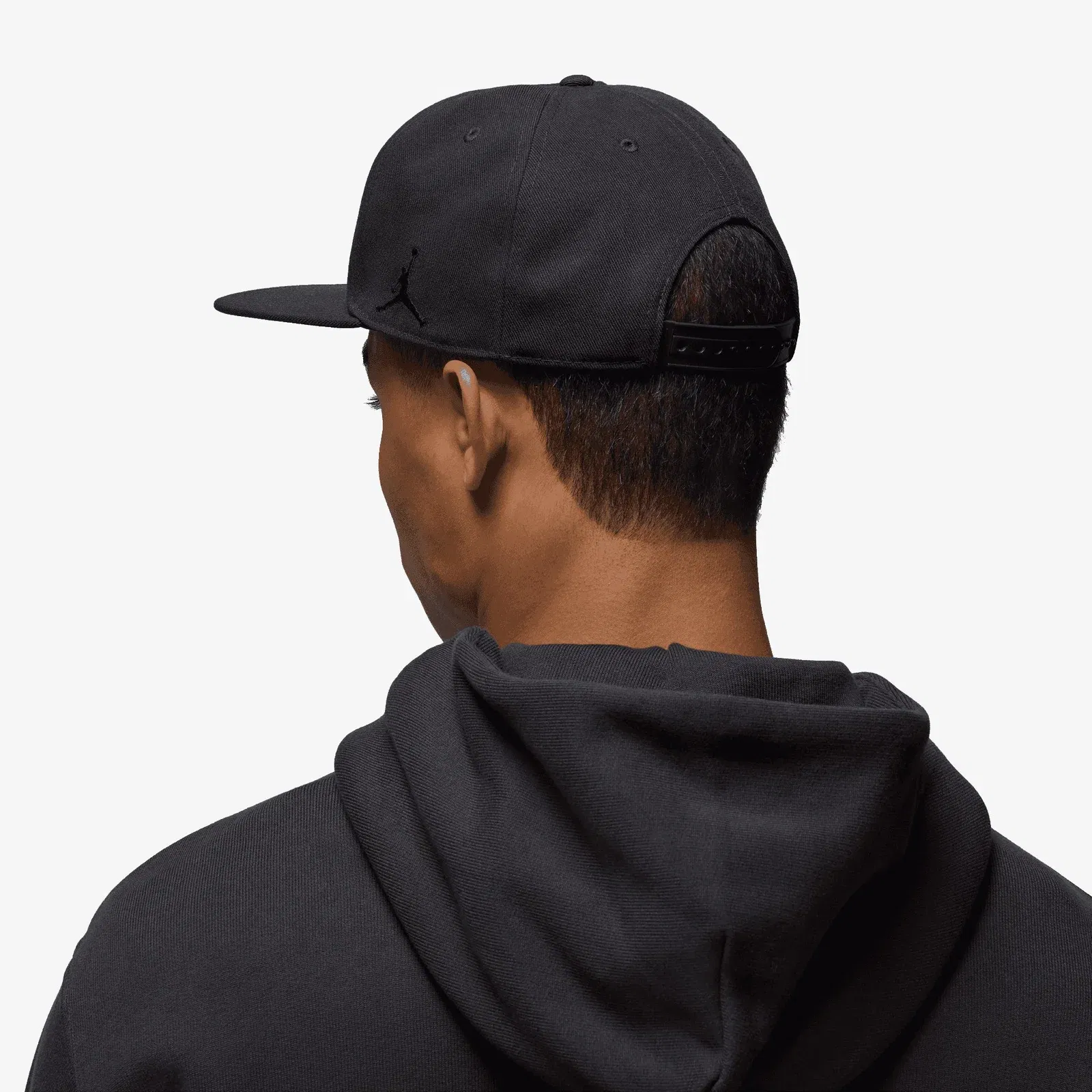 JORDAN AIRJORDAN PRO UNSTRUCTURED FLAT BILL HAT { OFF NOIR/OFF NOIR