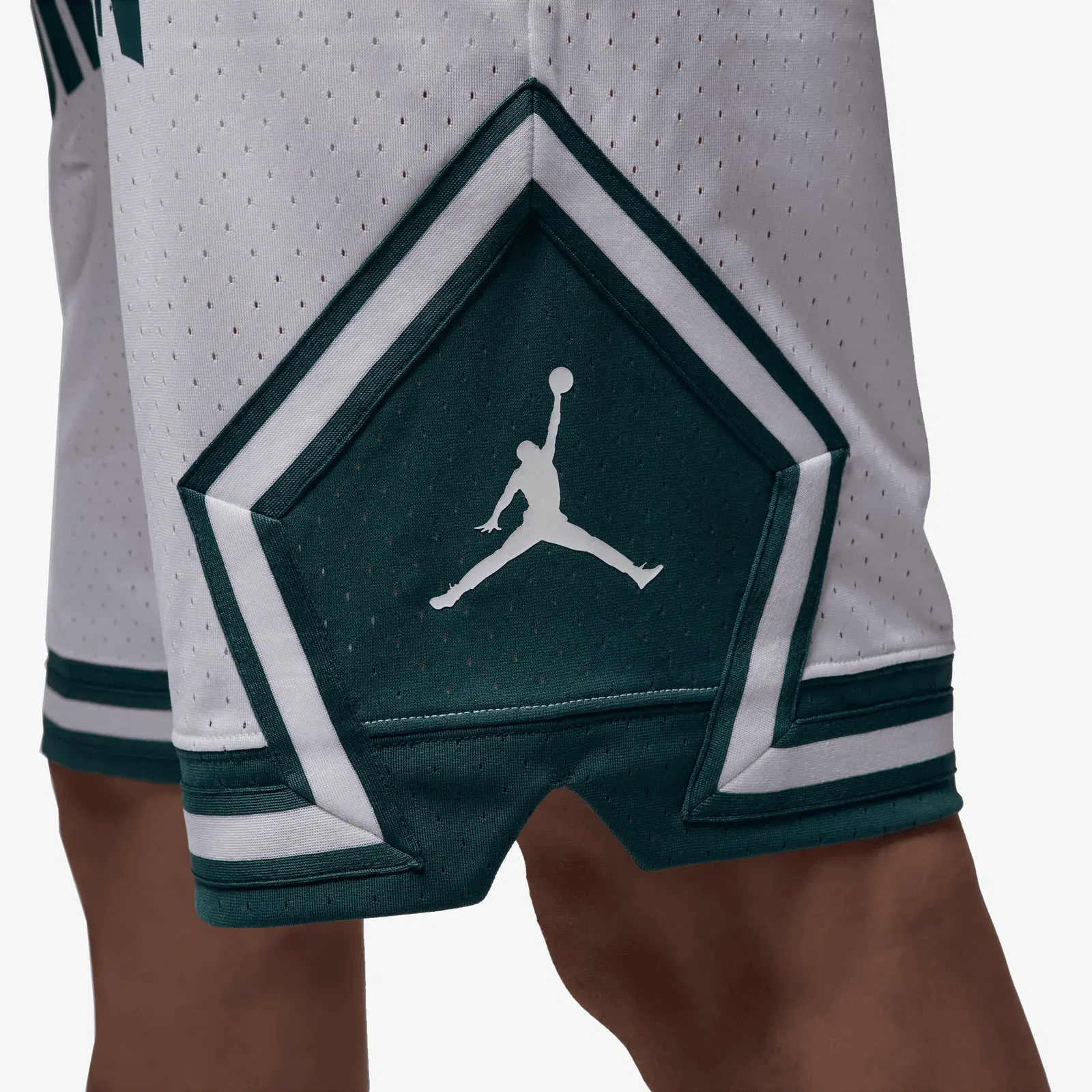 JORDAN SPORT DRI-FIT DIAMOND SHORTS { WHITE/OXIDIZED GREEN/WHITE