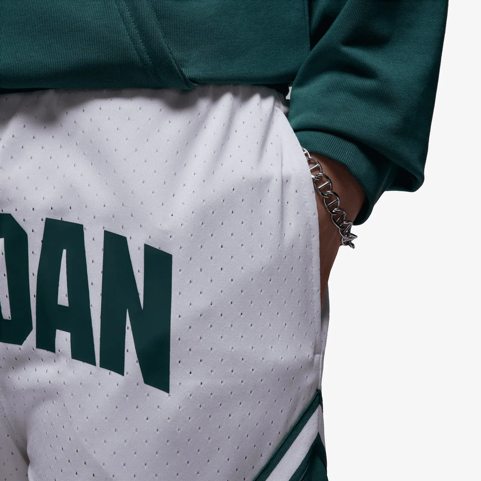 JORDAN SPORT DRI-FIT DIAMOND SHORTS { WHITE/OXIDIZED GREEN/WHITE