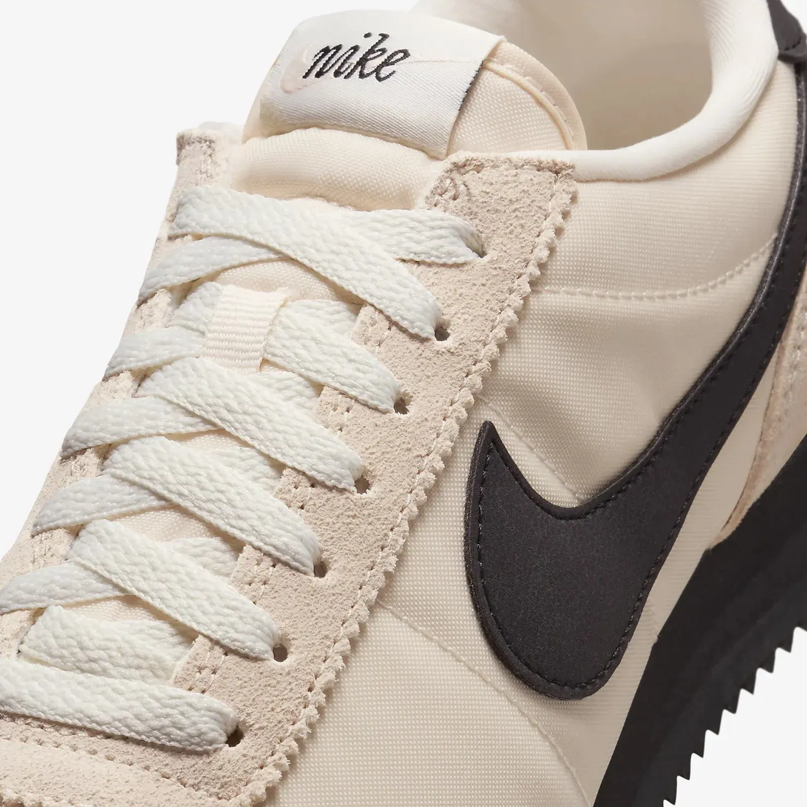 NIKE CORTEZ TEXTILE { GUAVA ICE/BLACK-SAIL-PHANTOM