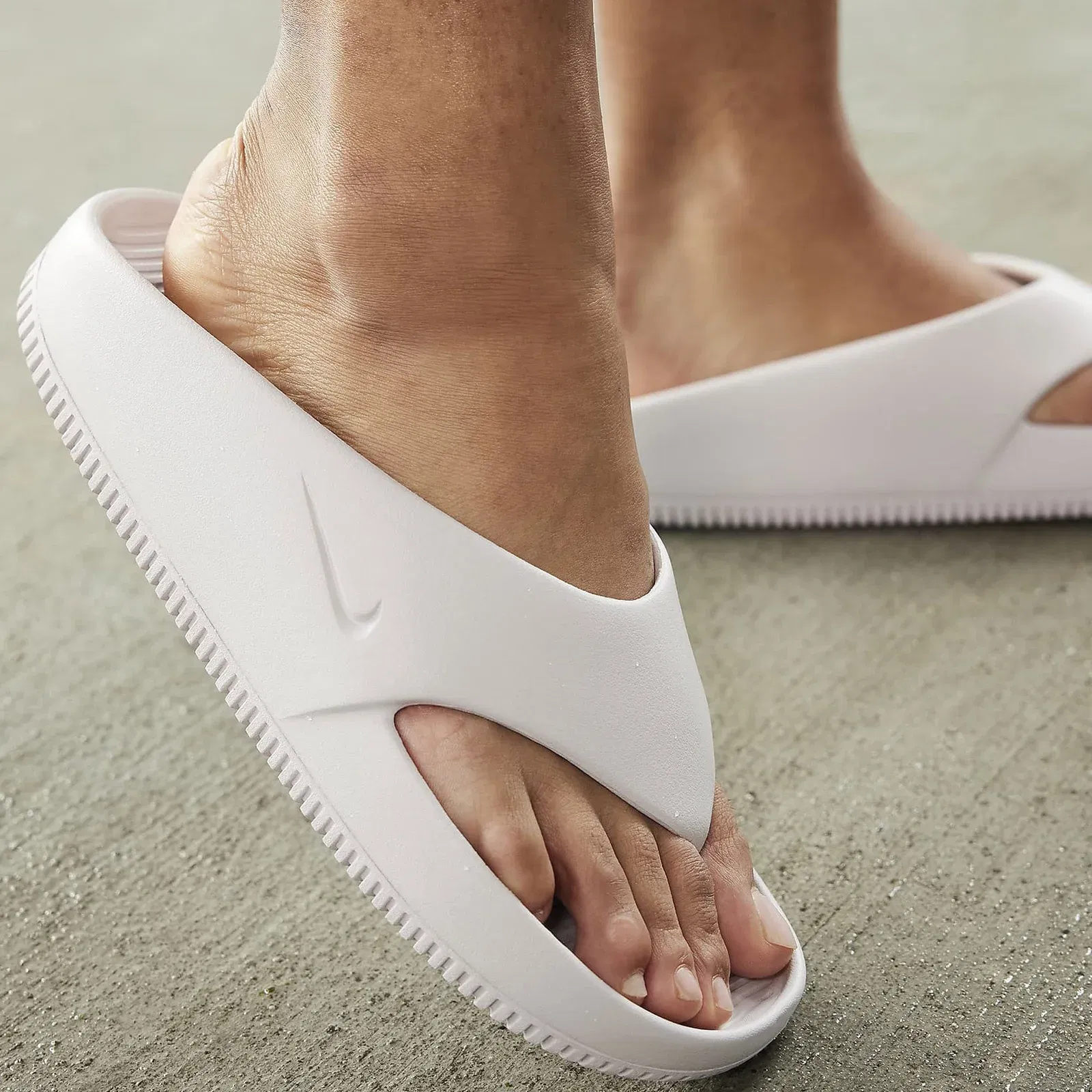 Nike CALM FLIP FLOPS { PLATINUM VIOLET/PLATINUM VIOLET