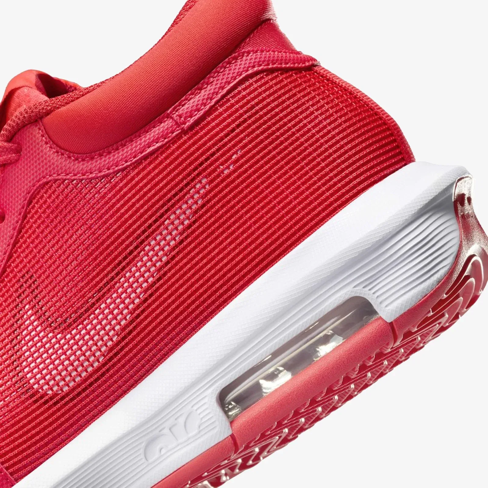 Nike LEBRON WITNESS 8 EP { LT CRIMSON/WHITE-BRIGHT CRIMSON-GYM RED