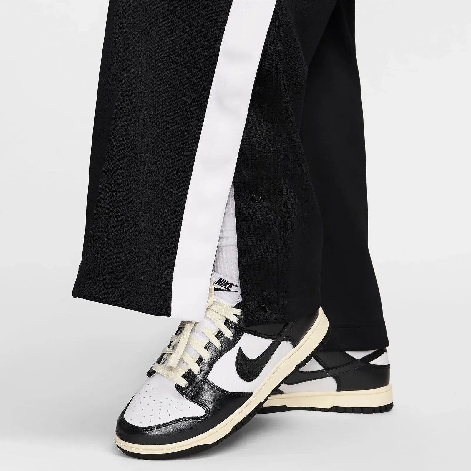 Nike SPORTSWEAR KNIT PANTS { BLACK/WHITE/WHITE