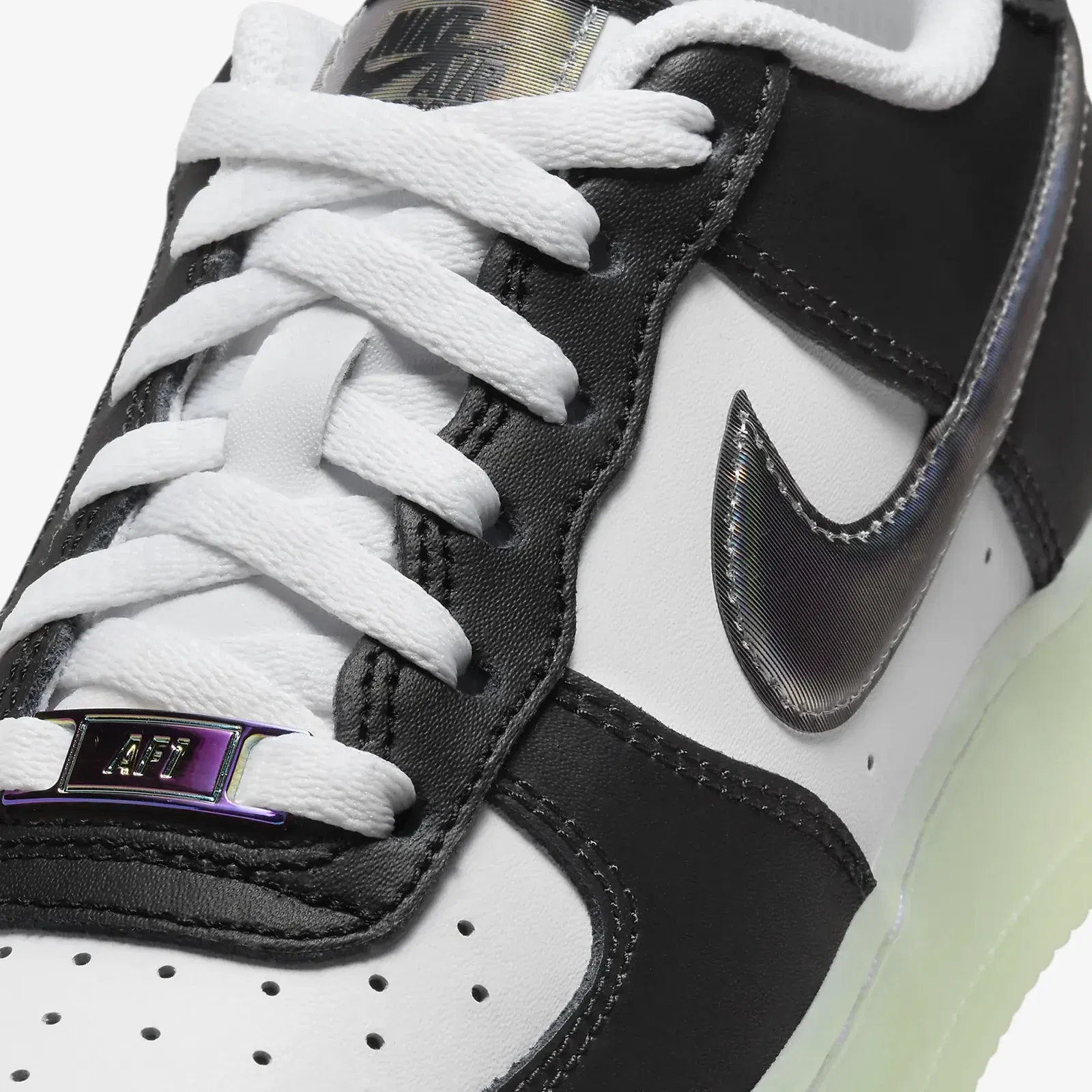 Nike AIR FORCE 1 LV8 (GS) { WHITE/BLACK-VAPOR GREEN