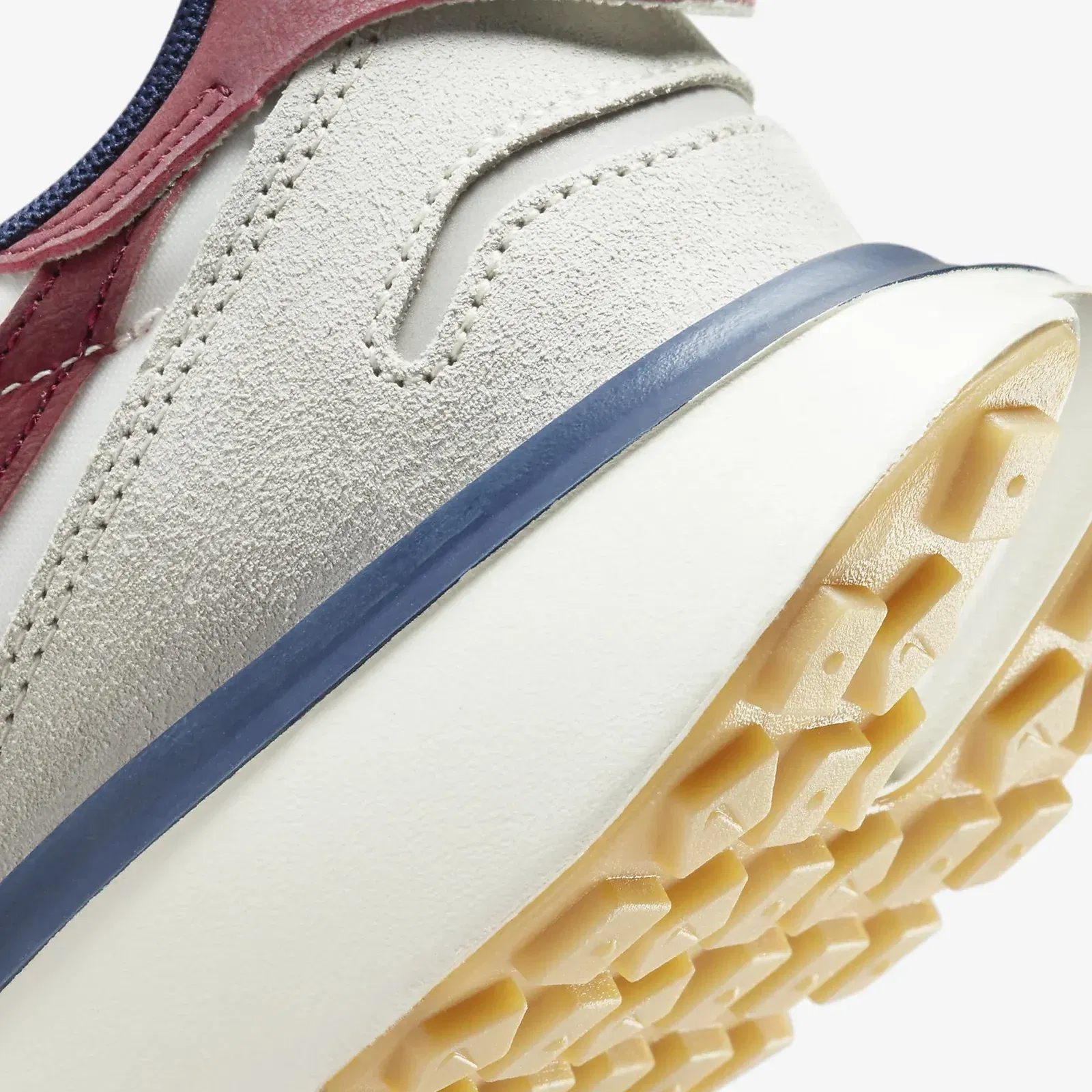 Nike PHOENIX WAFFLE { LIGHT BONE/TEAM RED-SAIL-MIDNIGHT NAVY