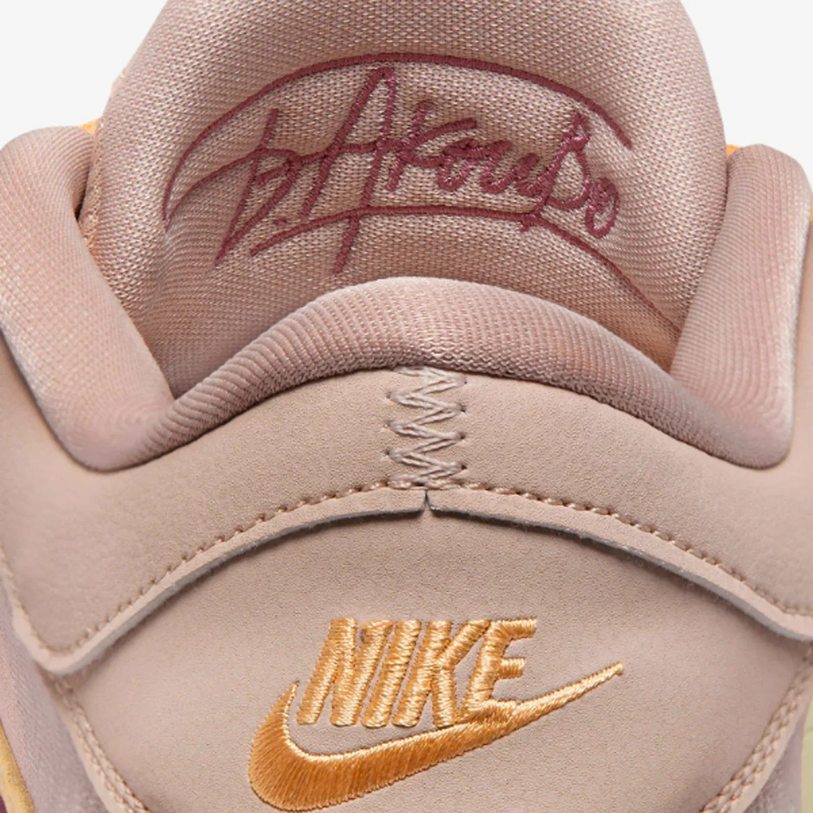 Nike GIANNIS ANTETOKOUNMPO FREAK 5 EP { FOSSIL STONE/CELESTIAL GOLD-ALABASTER