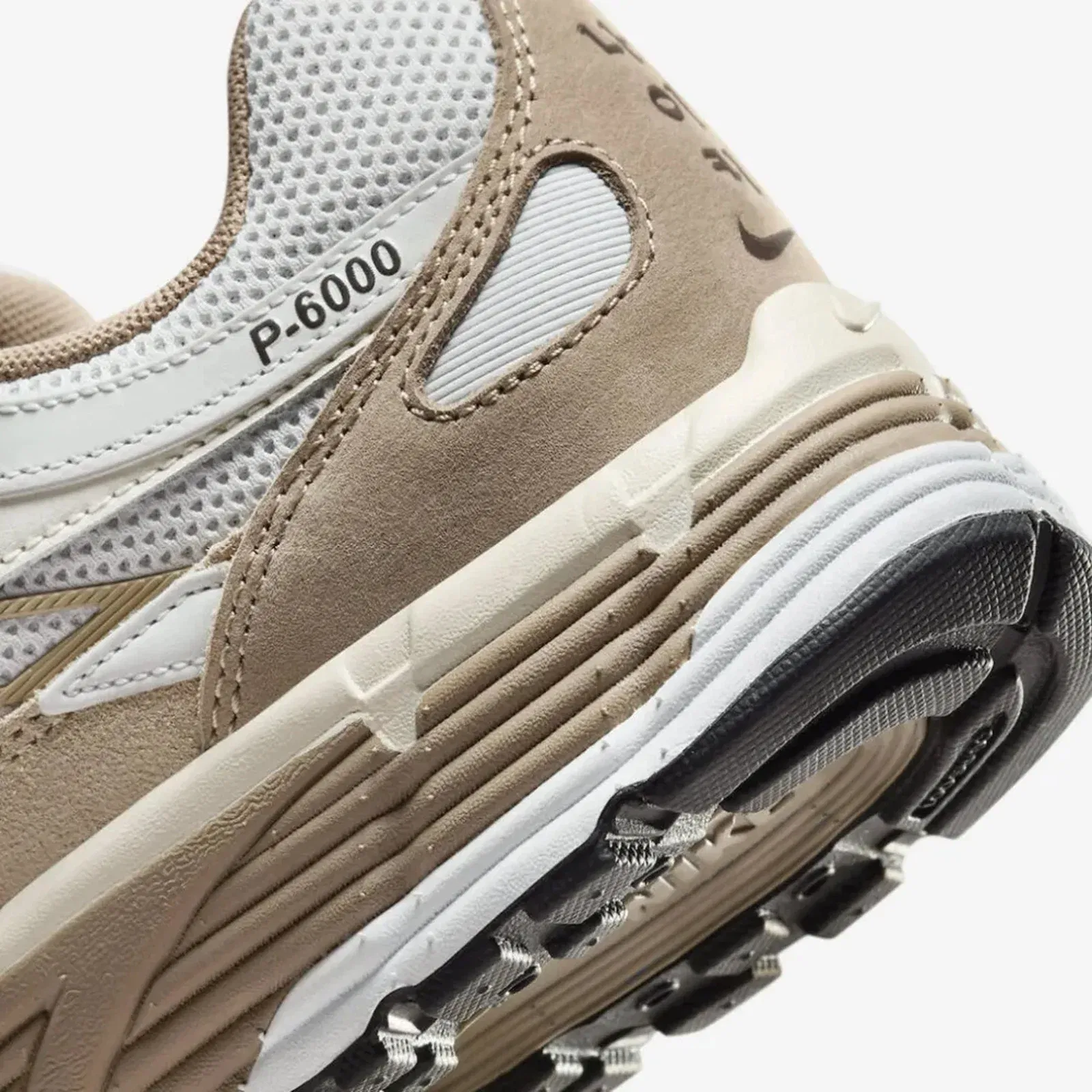 Nike P-6000 PREMIUM { PHOTON DUST/KHAKI-LIGHT BONE-PALE IVORY