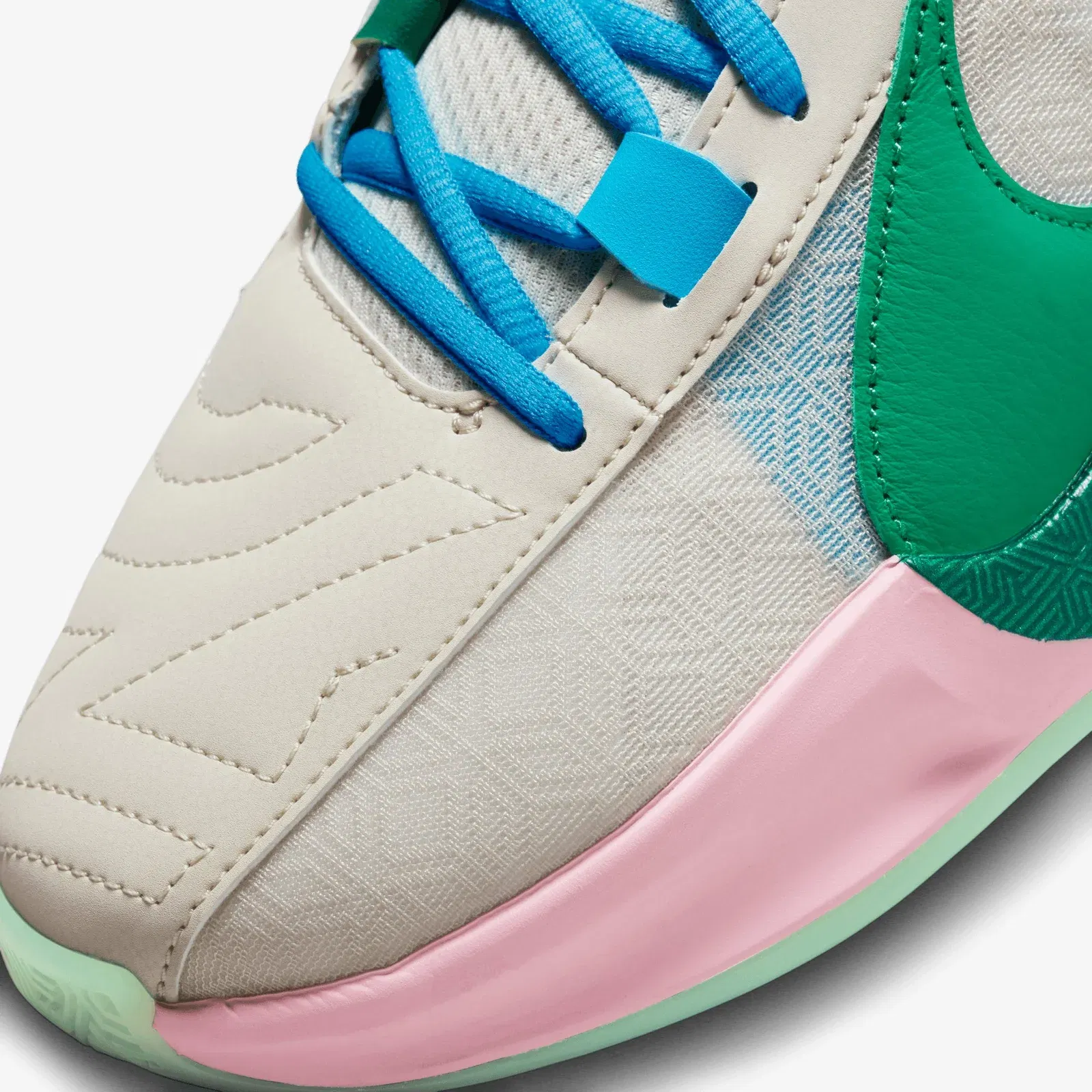 Nike FREAK 5 EP { LT OREWOOD BRN/EMERALD RISE