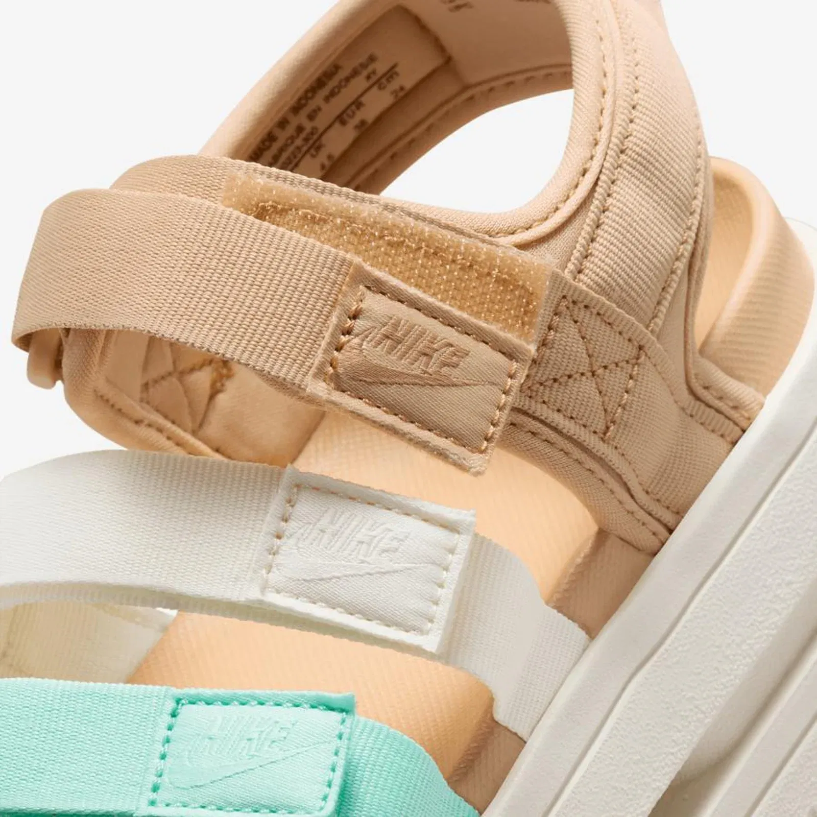 Nike ICON CLASSIC { MINERAL/HEMP-PALE IVORY-EMERALD RISE