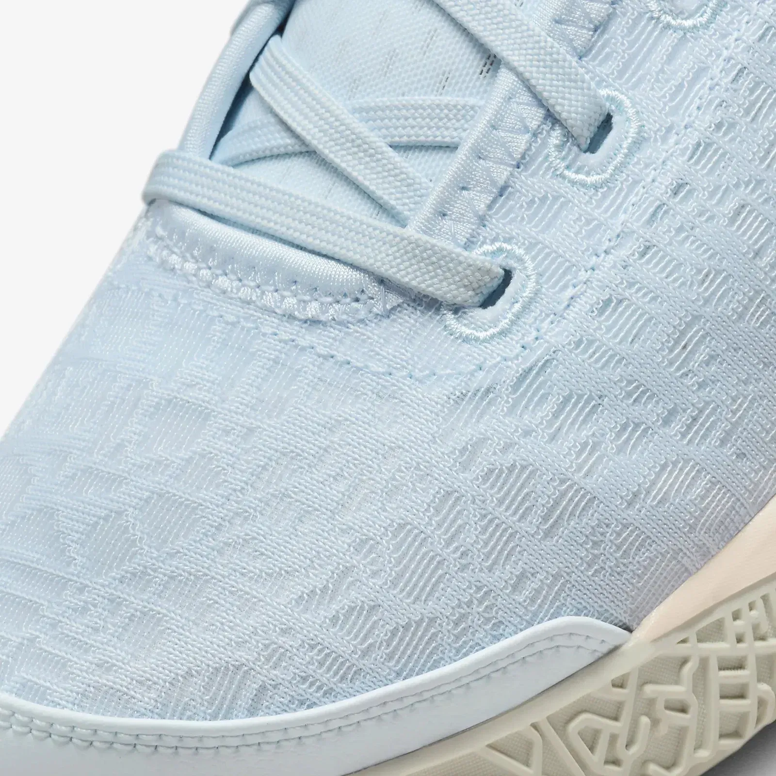Nike LEBRON NXXT GEN EP { BLUE TINT/TEAL NEBULA-GUAVA ICE