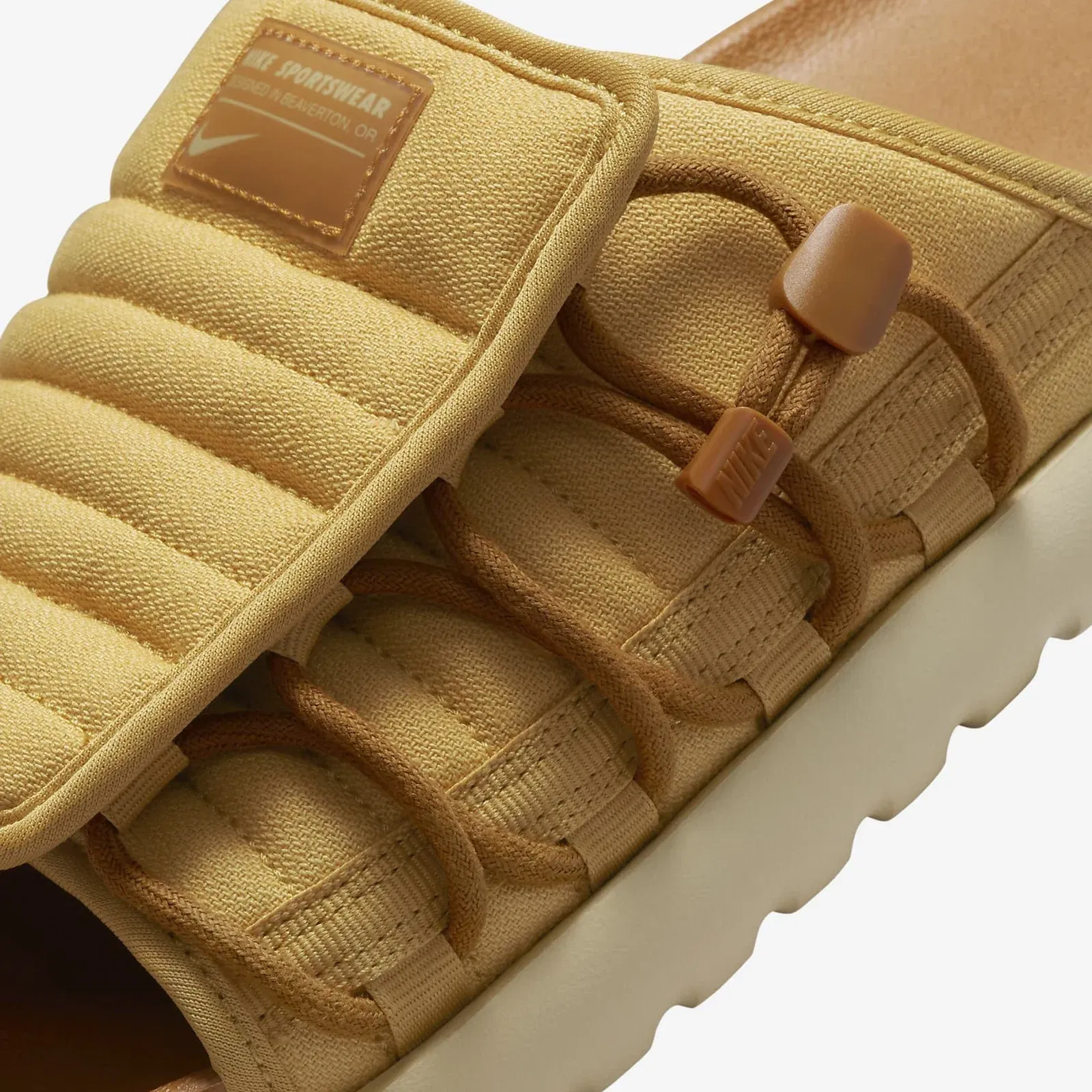 Nike ASUNA 2 { WHEAT GOLD/TEAM GOLD-DESERT OCHRE