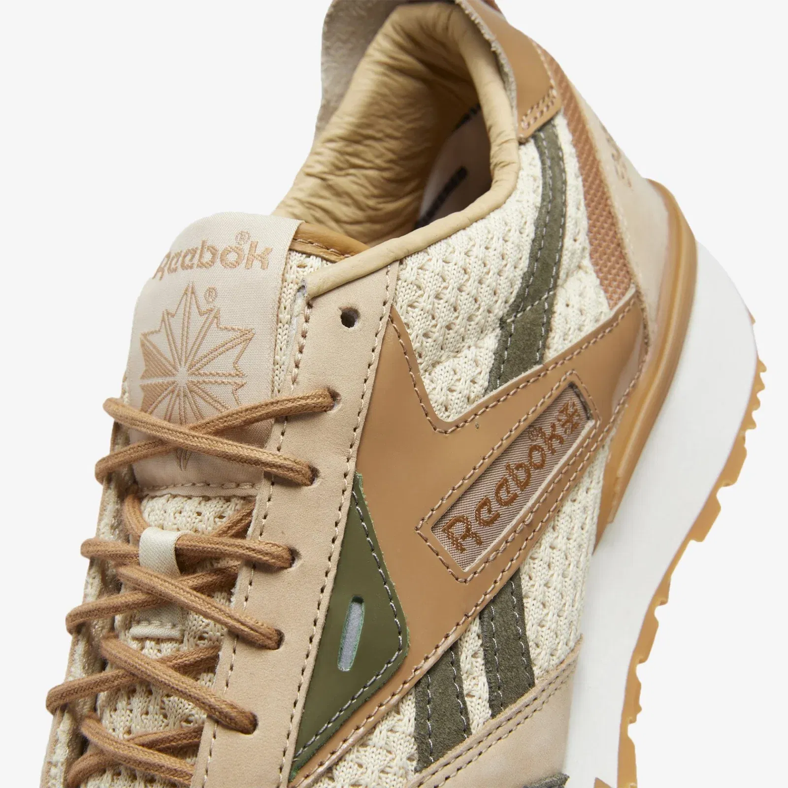 Reebok ENGINEERED GARMENTS LX2200 { SOFT CAMEL