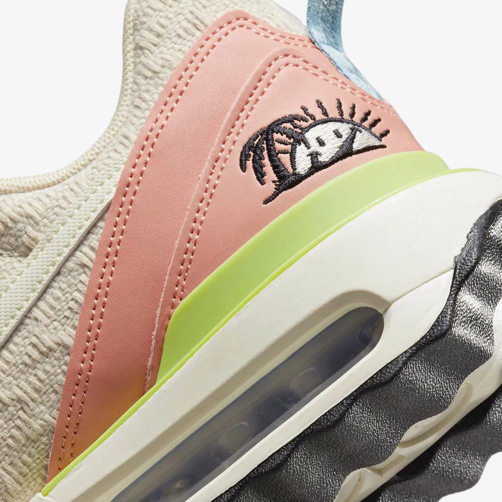 Nike AIR MAX DAWN SE { SANDED GOLD / SAIL