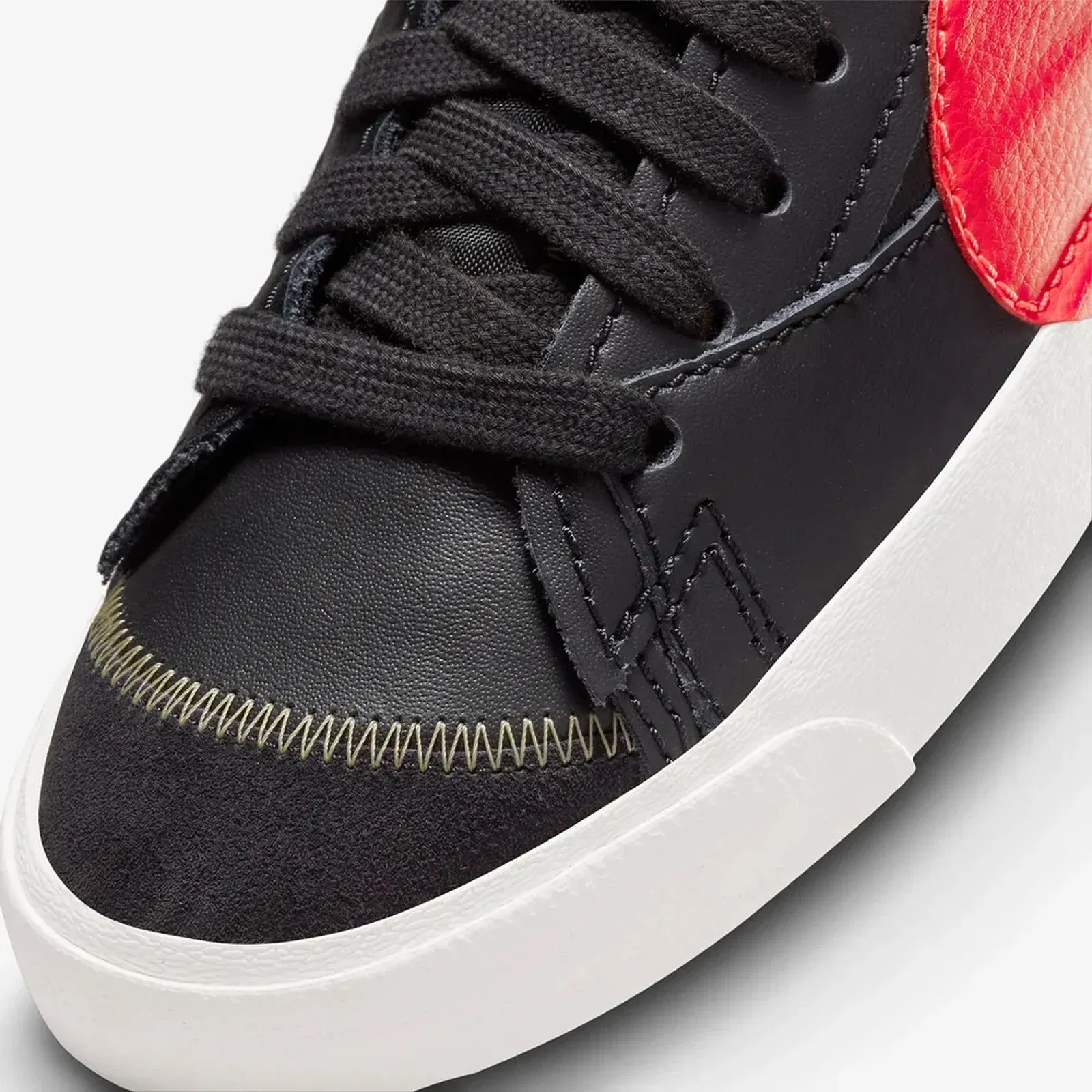 Nike BLAZER MID'77 { JUMBO BLACK
