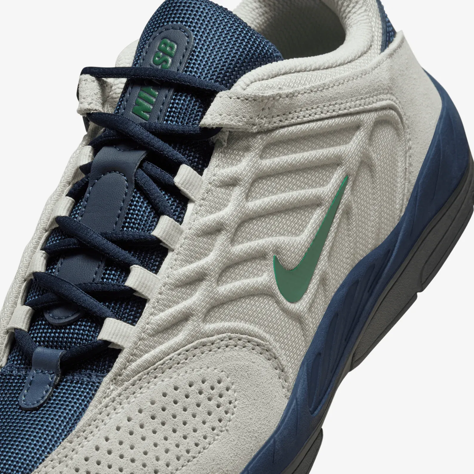 Nike SB VERTEBRAE { LIGHT BONE/FIR-MIDNIGHT NAVY-OBSIDIAN