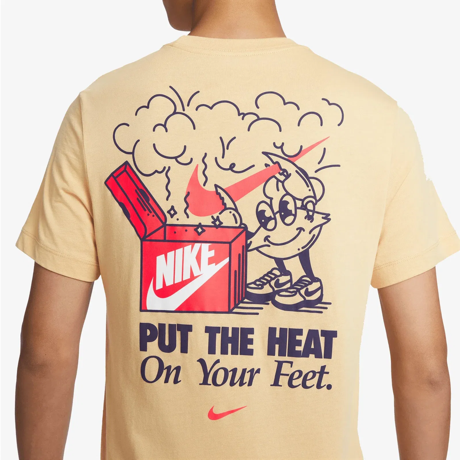NIKE SPORTSWEAR CLUB { BROWN