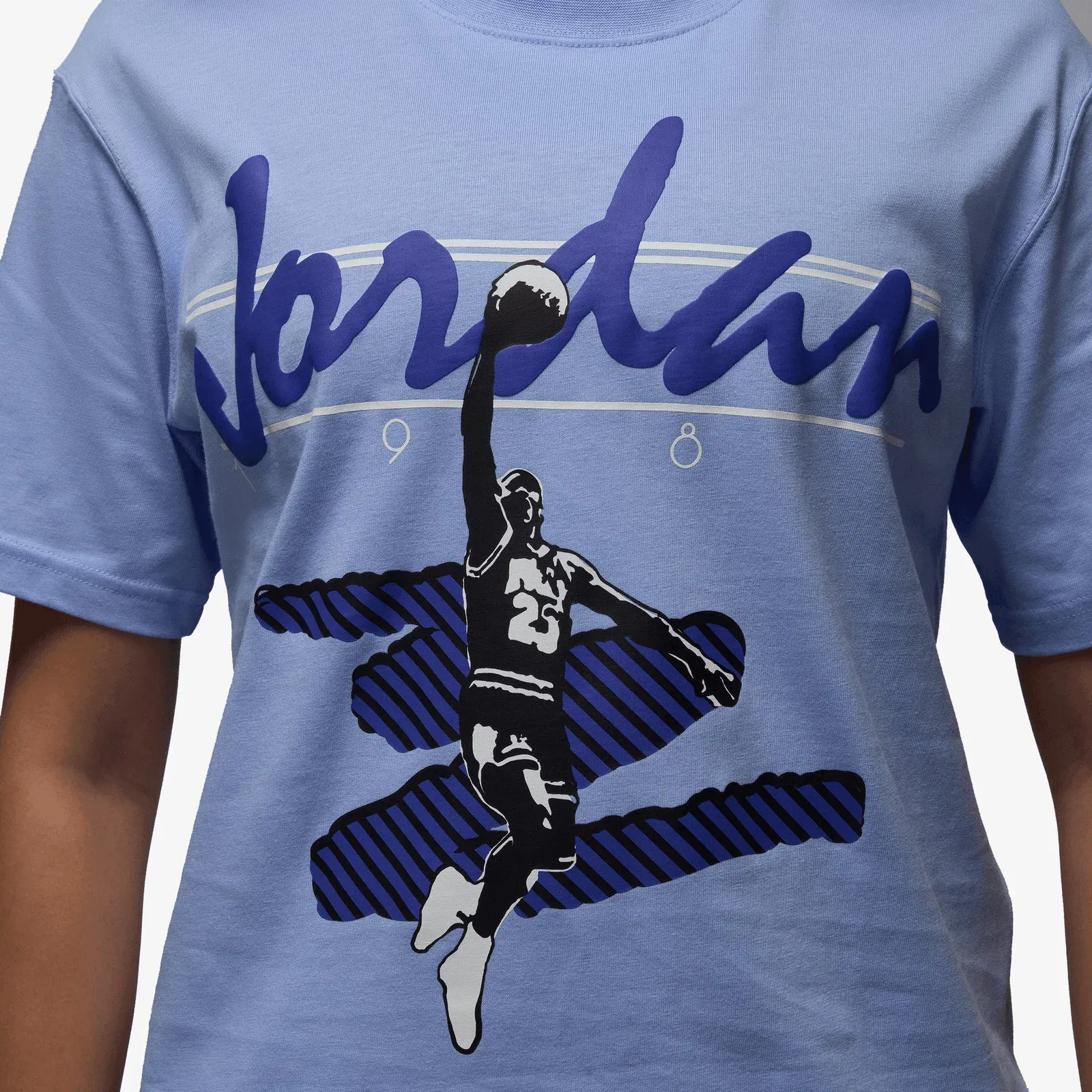 JORDAN GRAPHIC T-SHIRT { ALUMINUM
