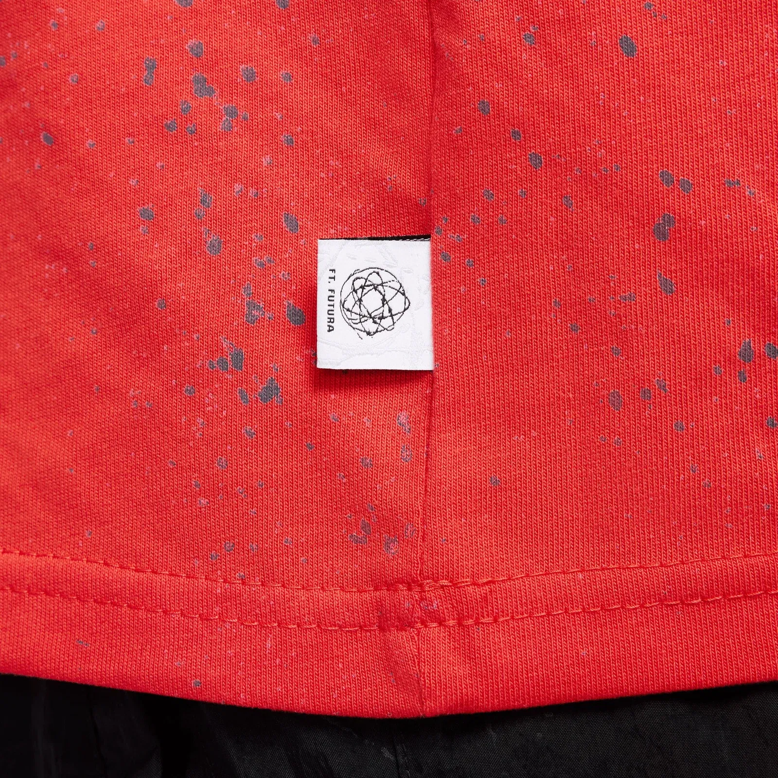NIKE MAX90 T-SHIRT { LT CRIMSON