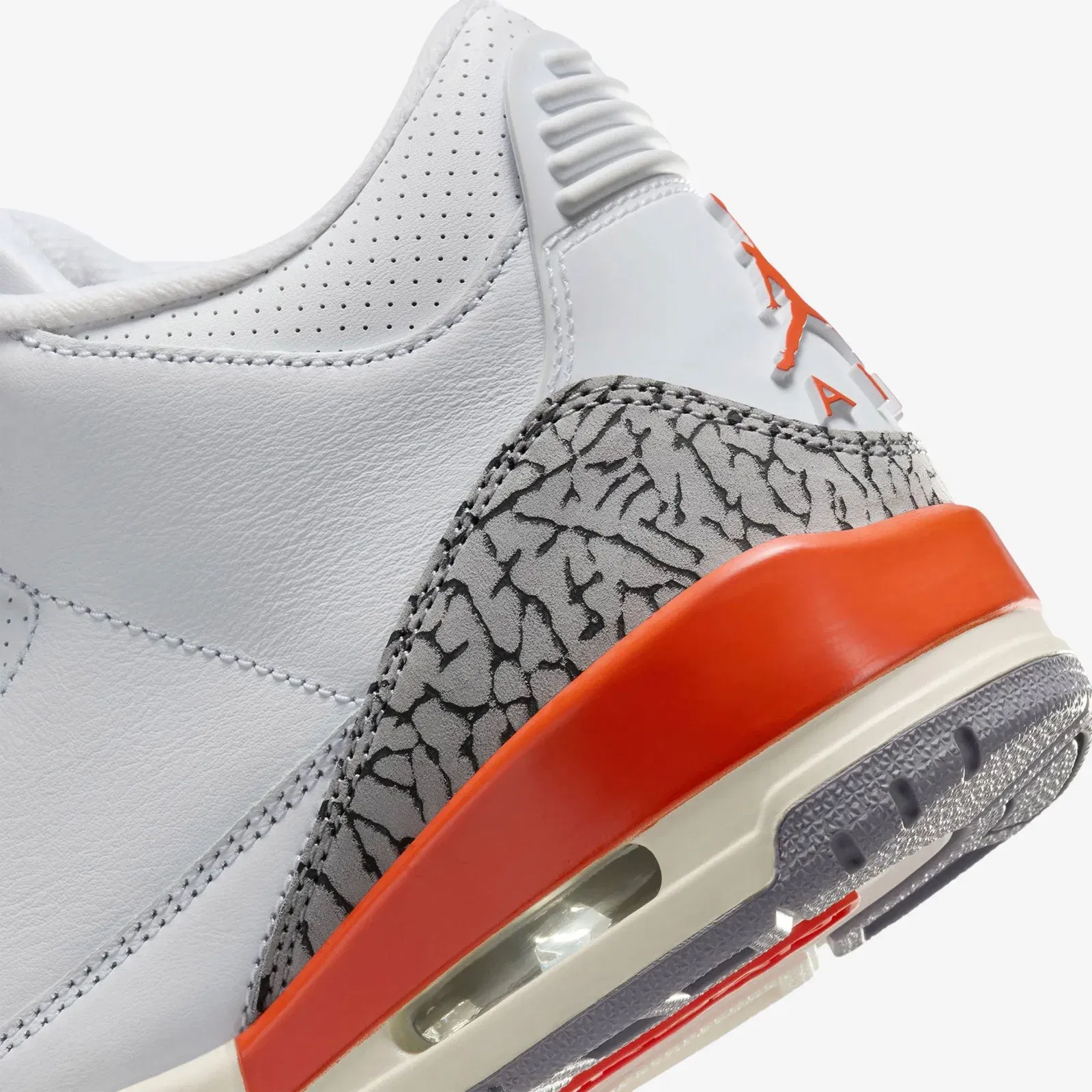Jordan AIR JORDAN 3 RETRO { WHITE/COSMIC CLAY-SAIL-CEMENT GREY