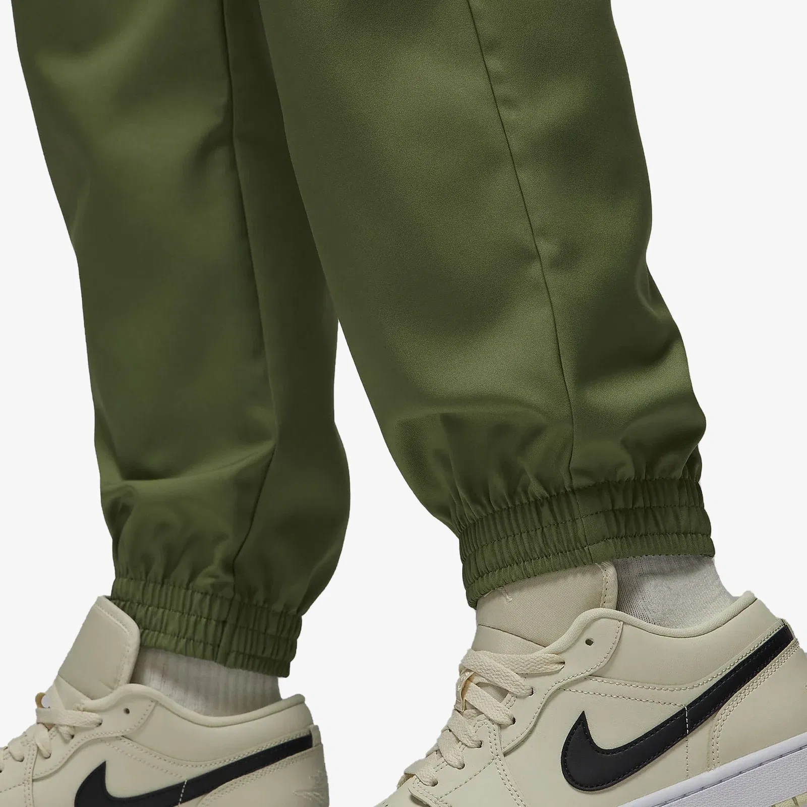 Jordan WOVEN PANTS { SKY J LT OLIVE/BLACK