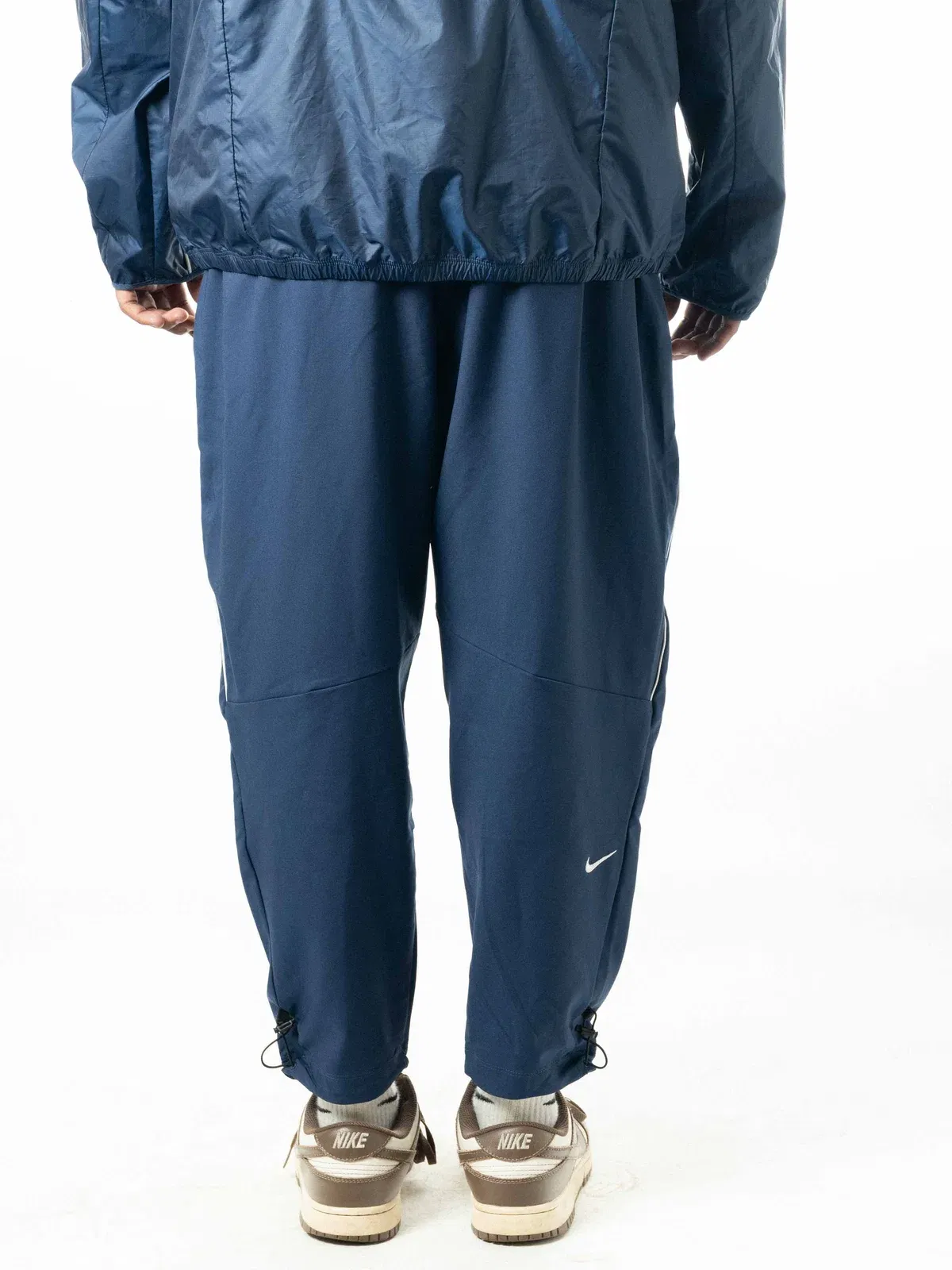 Nike Men Blue Challenger Track Club Trackpants (XL)