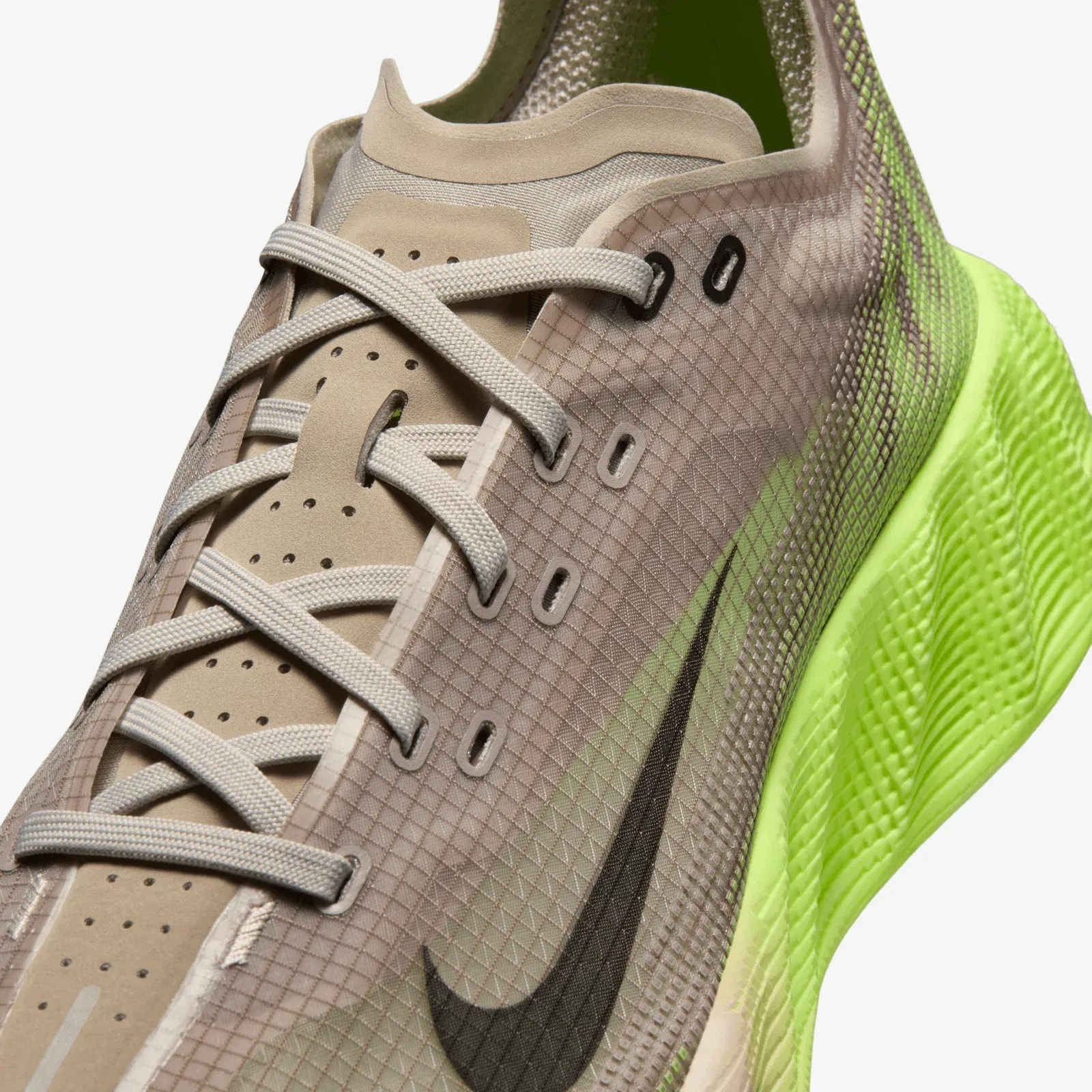 NIKE AVA X { VOLT ICE/BLACK-MOON PARTICLE-CREAM II