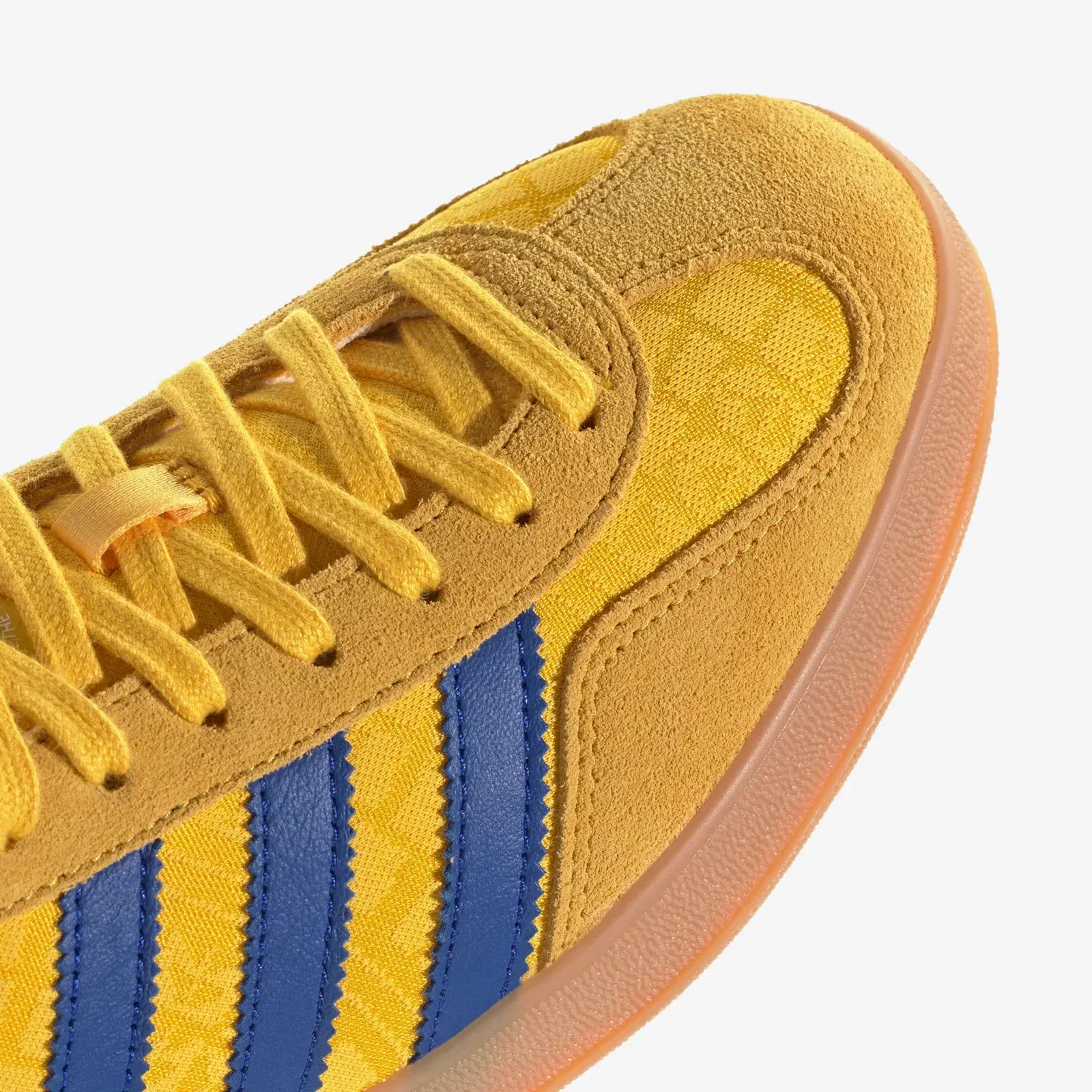 ADIDAS ORIGINALS GAZELLE INDOOR { BOLD GOLD/POWER BLUE/TEAM COLLEGIATE RED