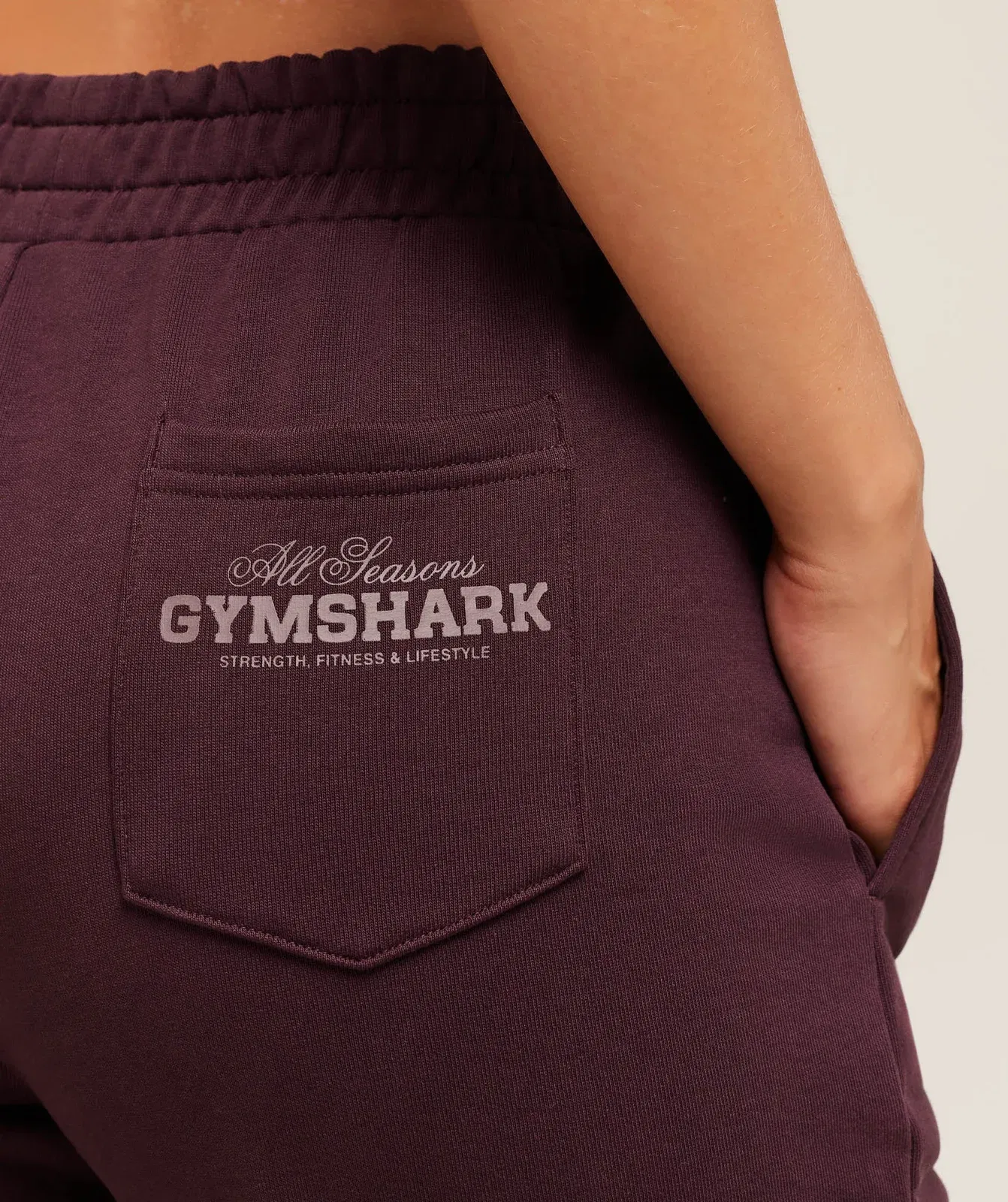 Gymshark All Seasons Graphic Jogger - GS Cherry Purple