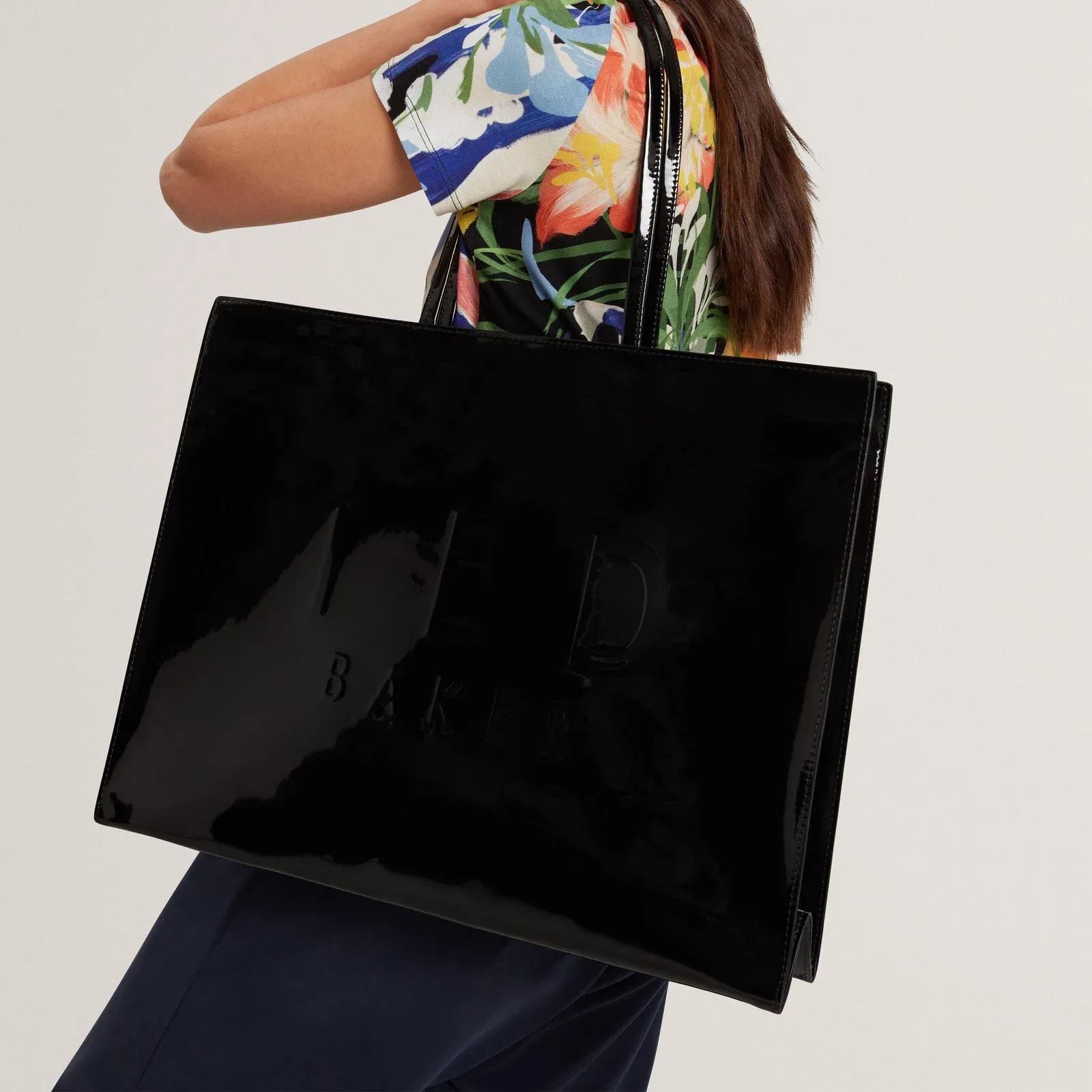 Ted Web XL Icon Bag