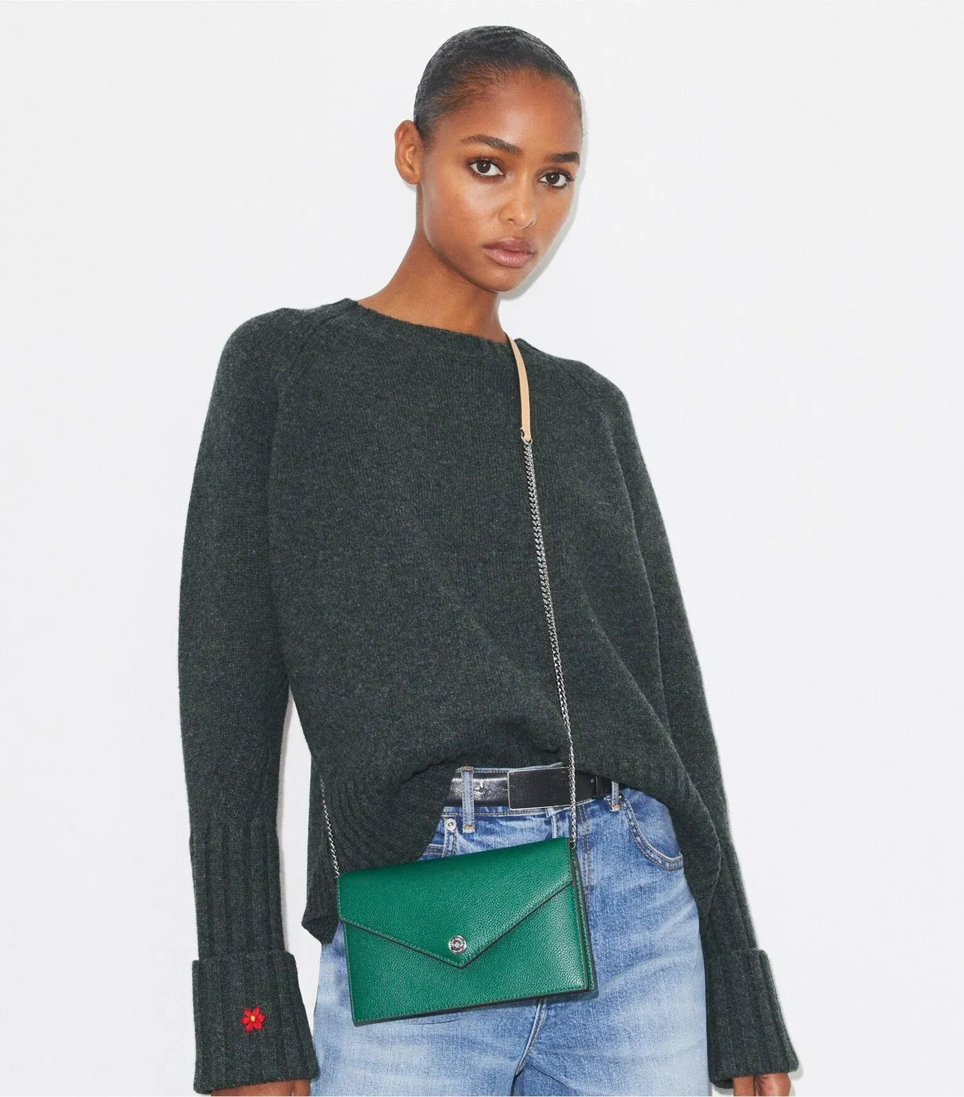 Pebble Envelope Chain Wallet