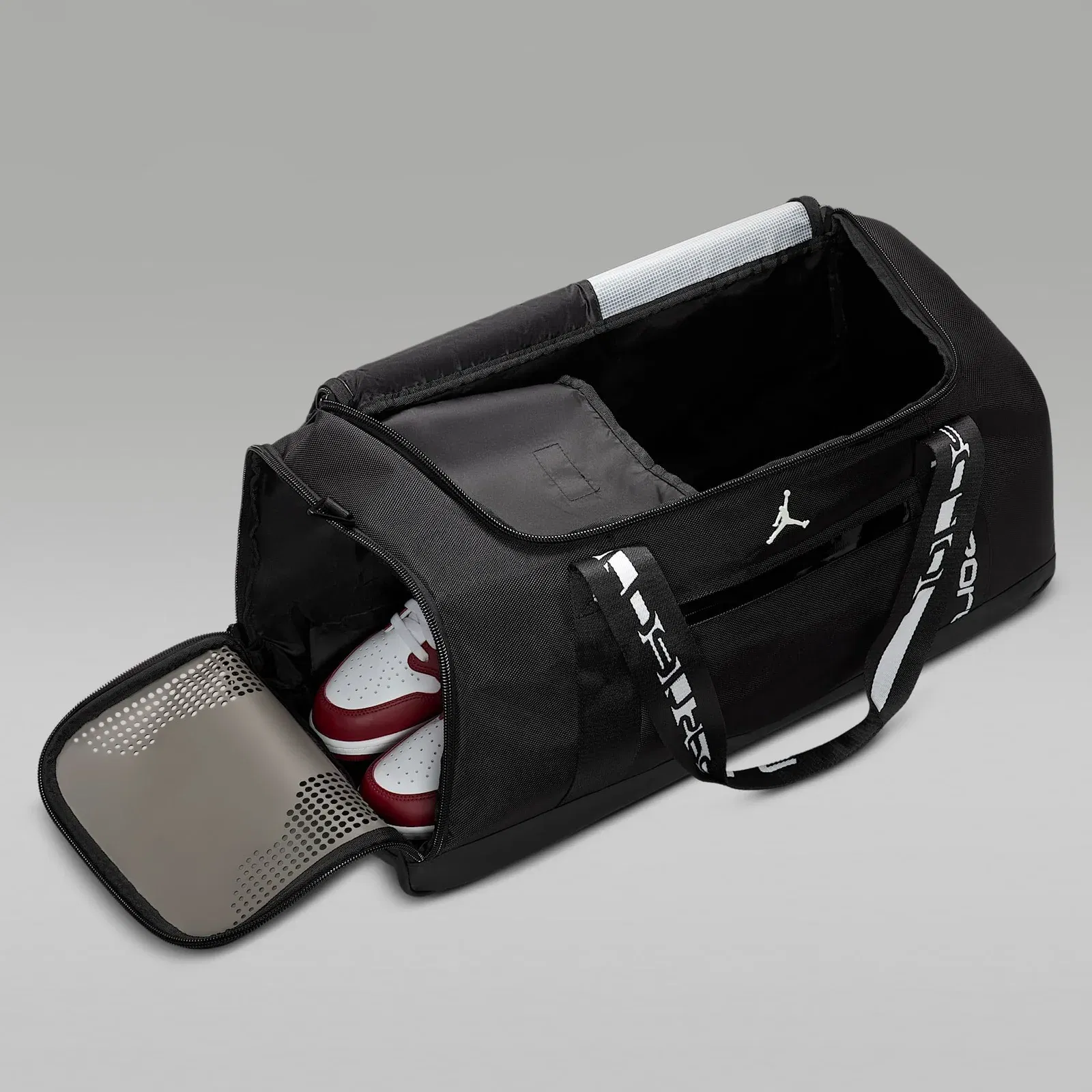 Nike Jordan Duffel Bag (47.5L)