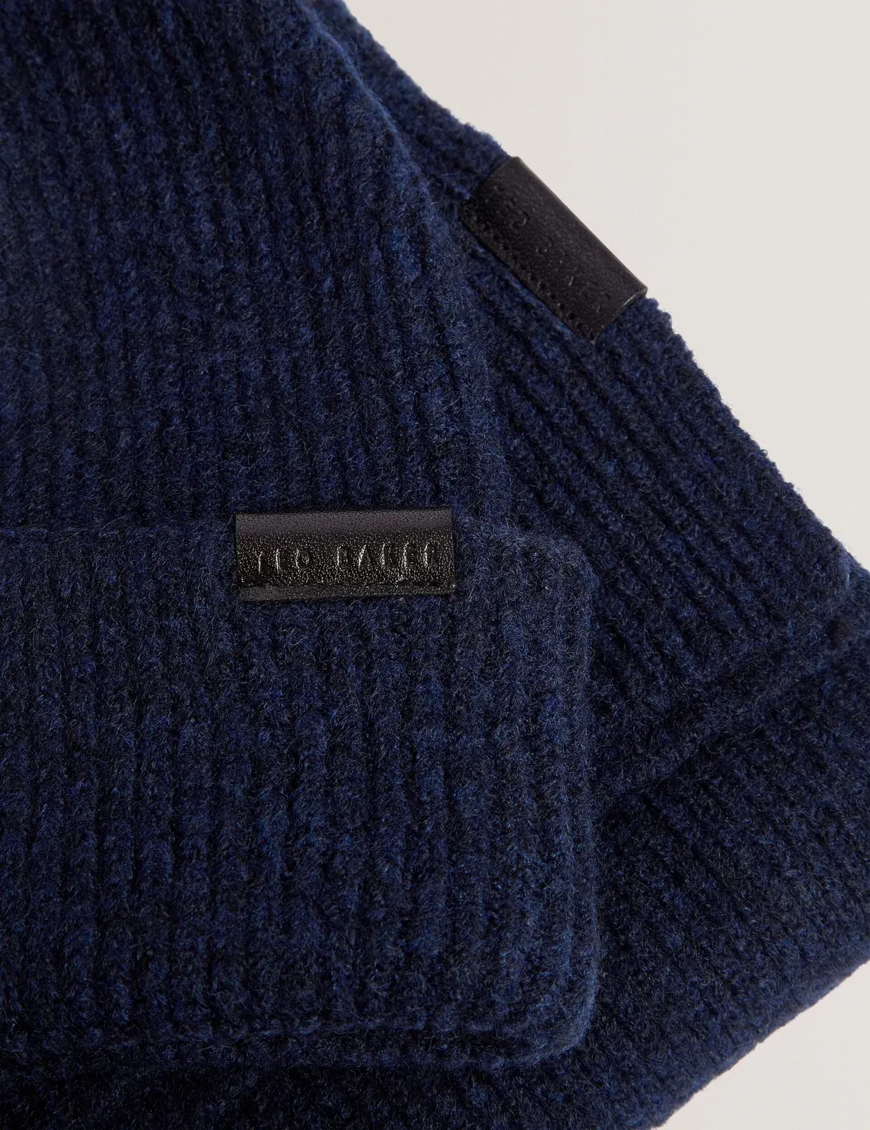 Ted Baker Alliiys Ribbed Hat And Scarf Gift Set