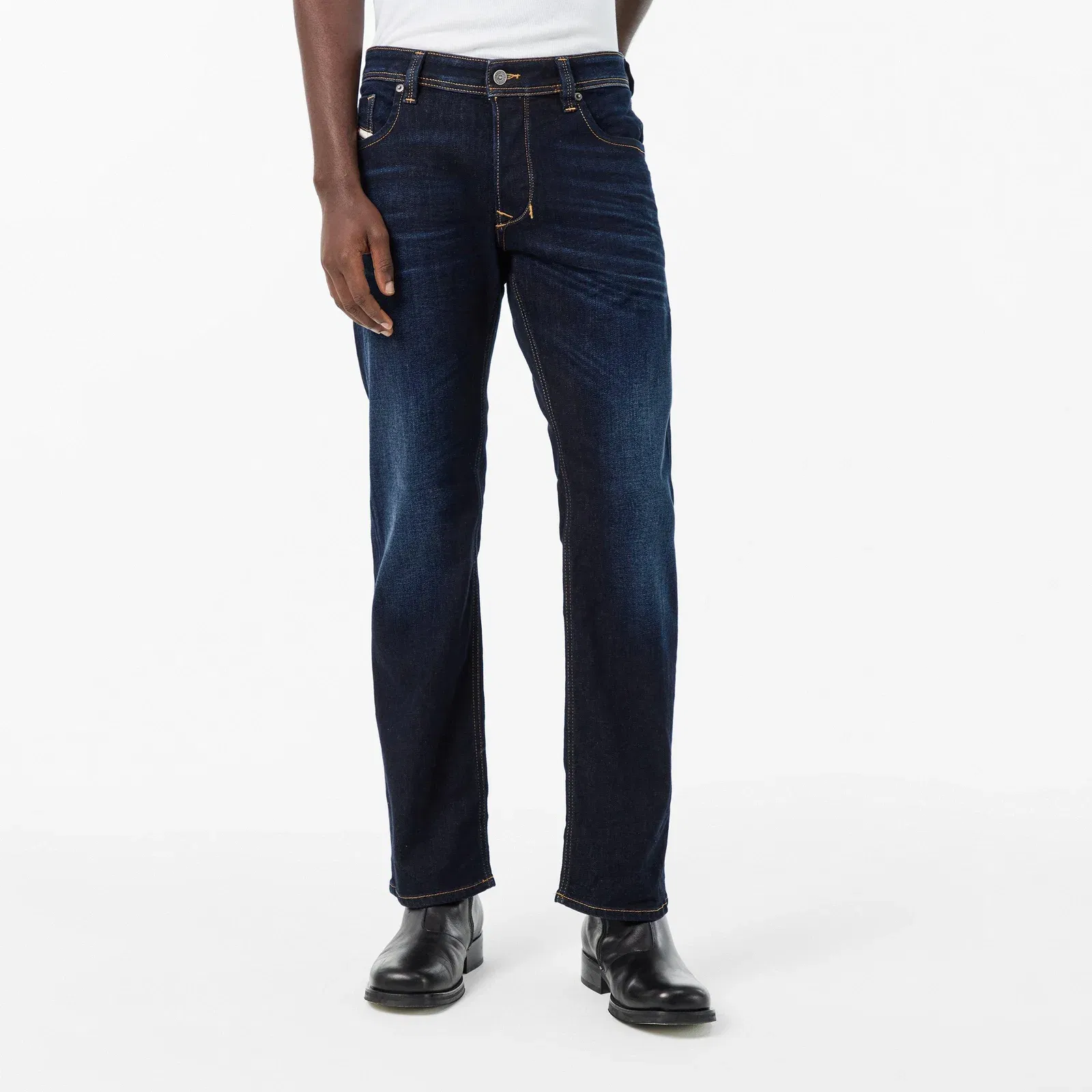 Larkee Straight Leg Jeans